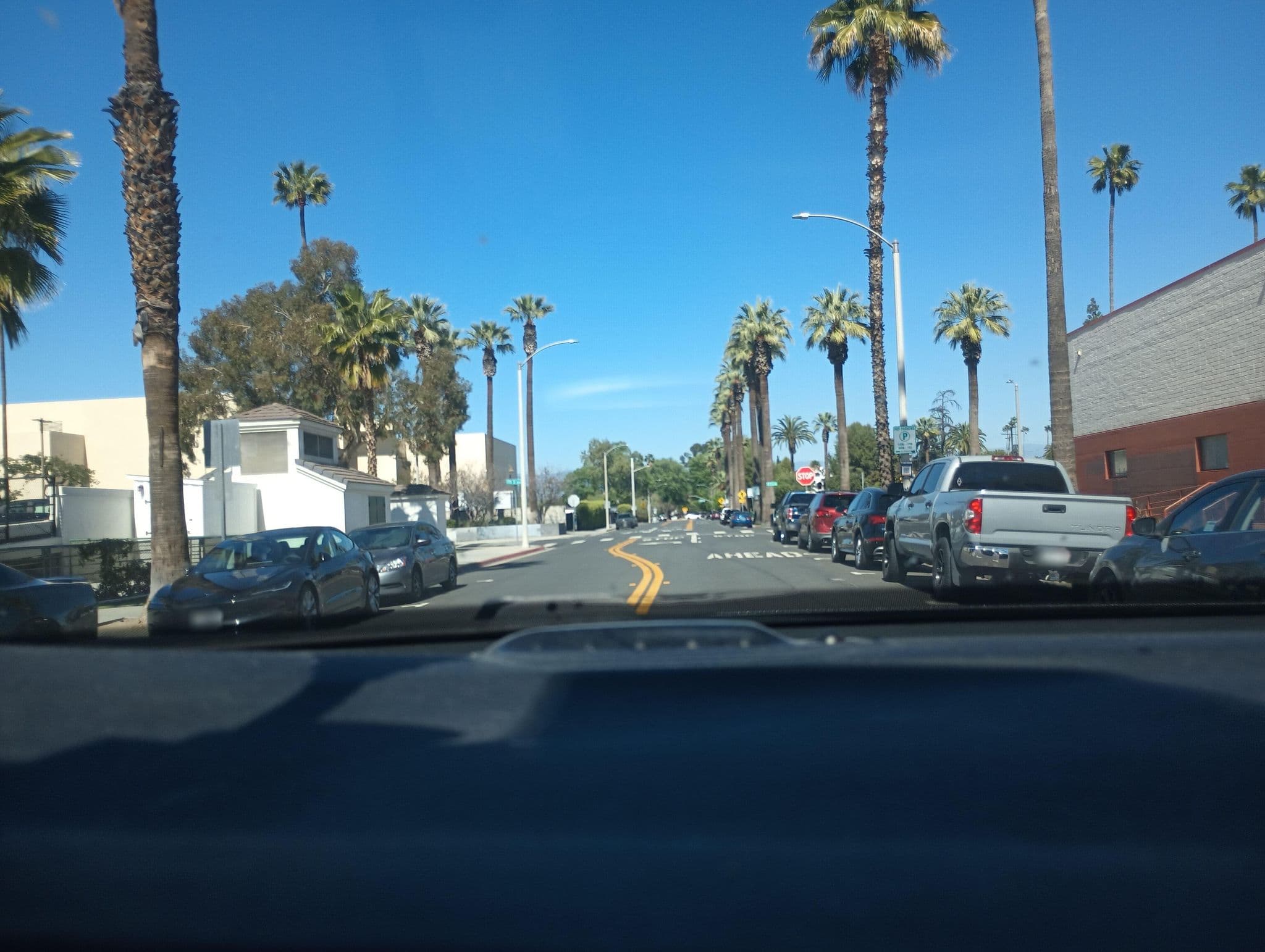 Street view near Shered Holiday, Rubidoux — © inlandurbanist (CC BY-SA · Mapillary)