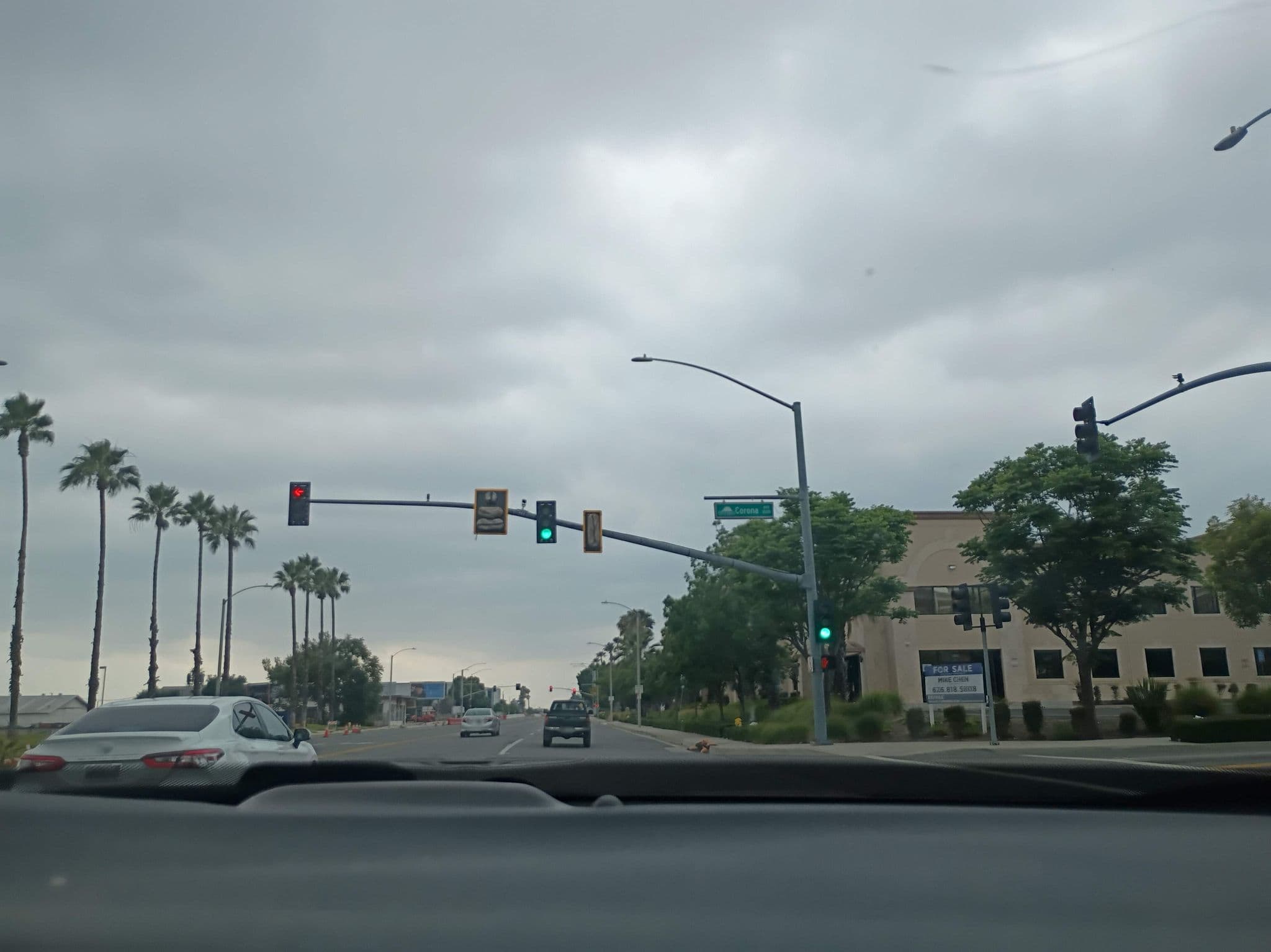 Street view near Red Roof Inn Ontario Airport, Ontario — © inlandurbanist (CC BY-SA · Mapillary)
