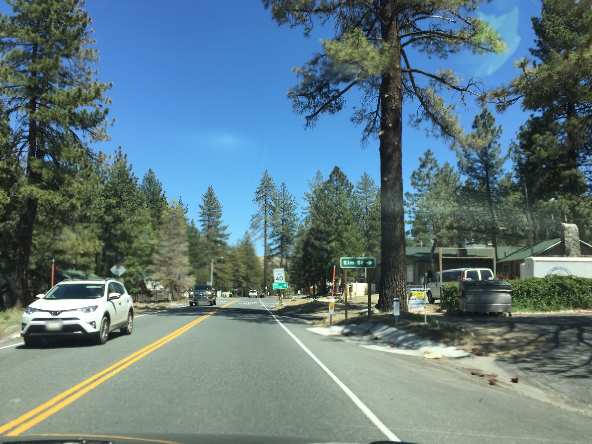 Street view near Eagles' Nest Lodge, Wrightwood — © teemsaj (CC BY-SA · Mapillary)