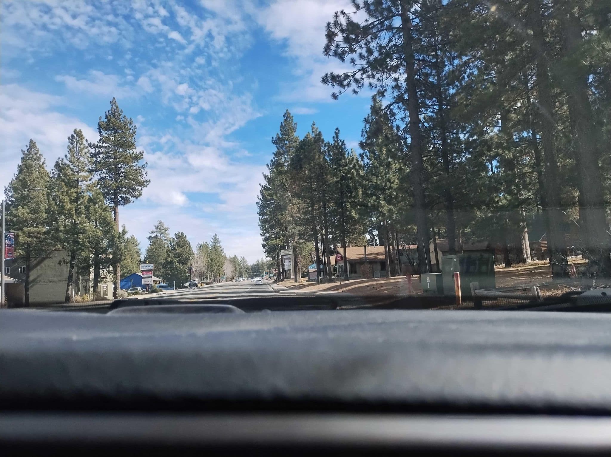 Street view near Suite Deals US, Big Bear Lake — © inlandurbanist (CC BY-SA · Mapillary)