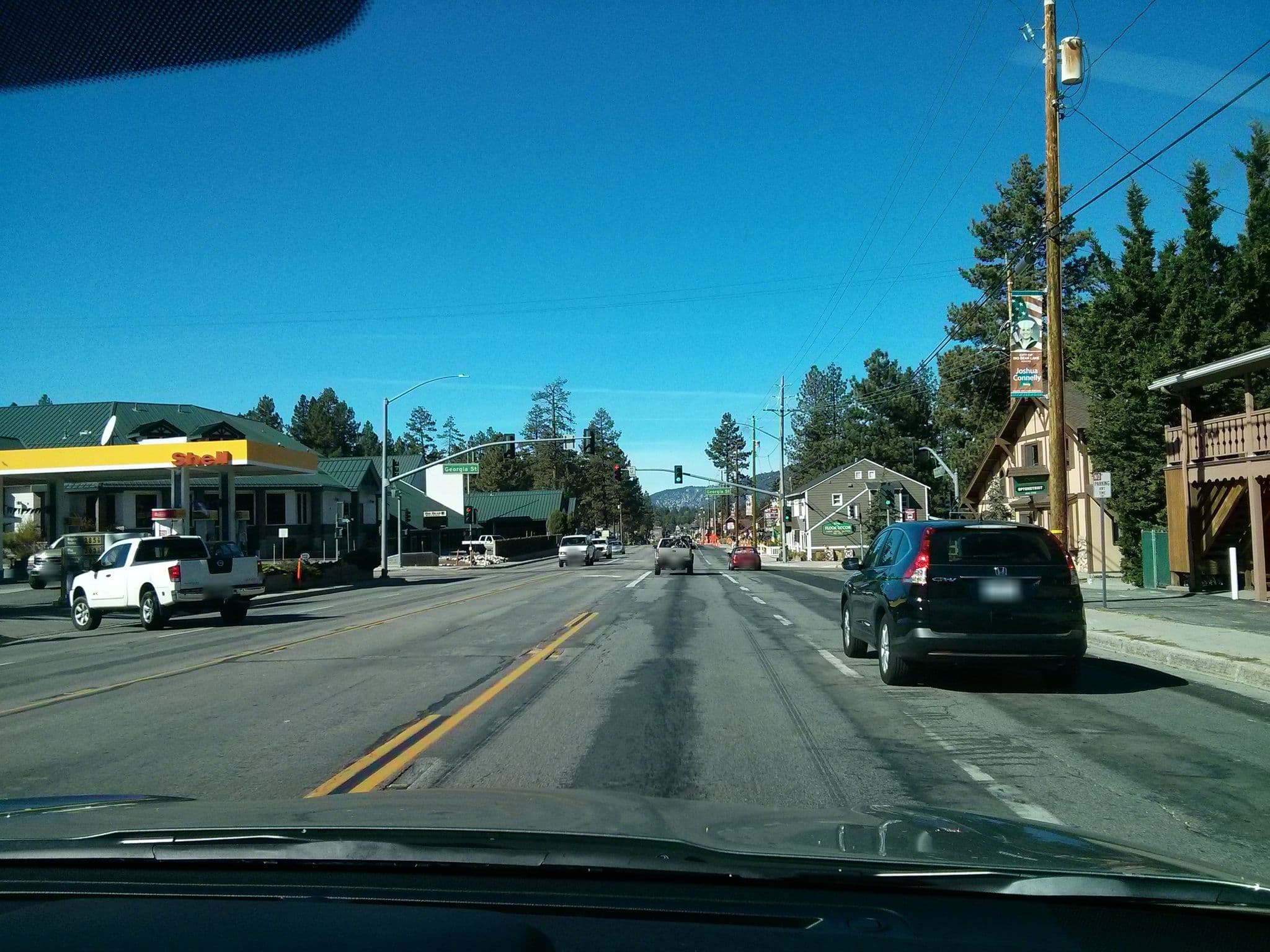 Street view near All Seasons Resort Rentals, Big Bear Lake — © elsaturnino (CC BY-SA · Mapillary)