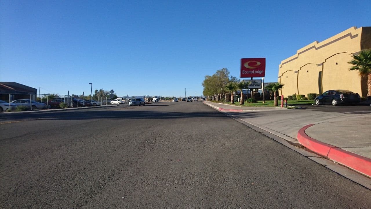 Street view near Choice Hotels, Mountain View Acres — © voschix (CC BY-SA · Mapillary)