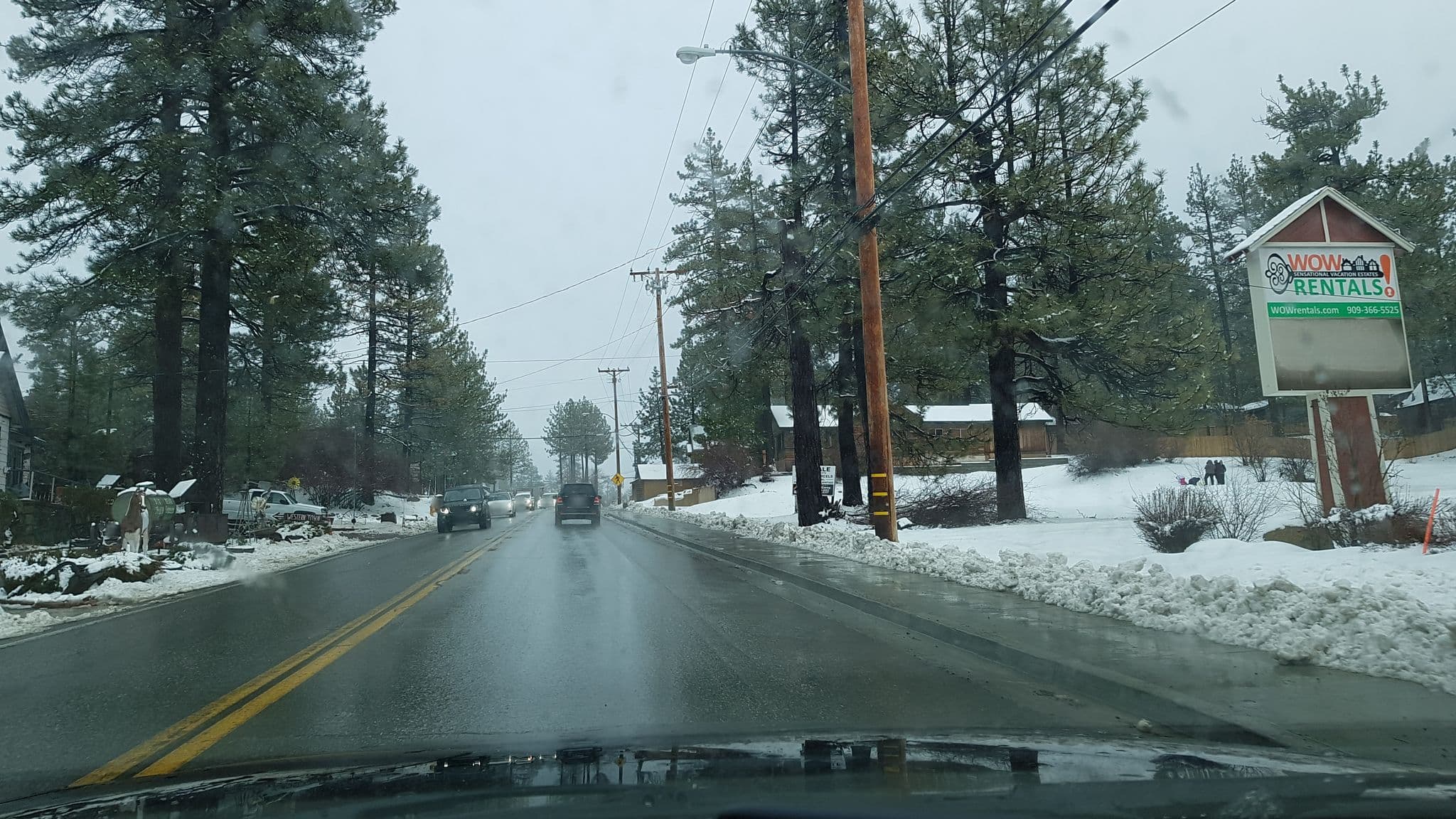 Street view near WowRentals.com, Big Bear Lake — © igorzo (CC BY-SA · Mapillary)
