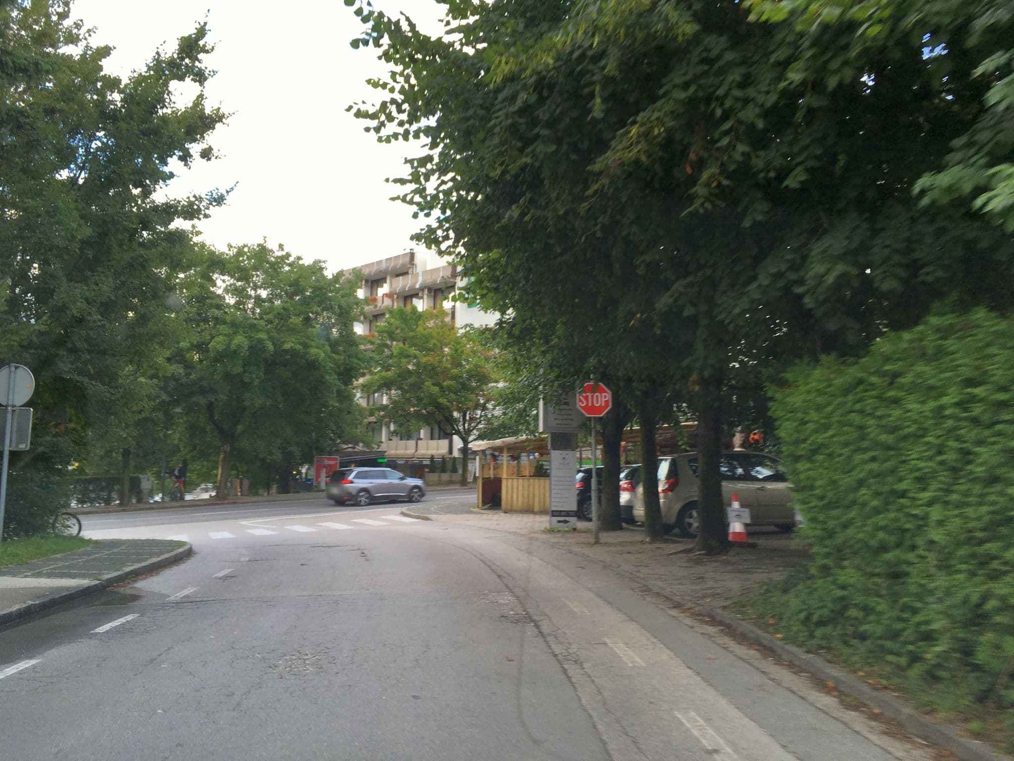 Street view near Central Bled House, Bled — © istefanos (CC BY-SA · Mapillary)
