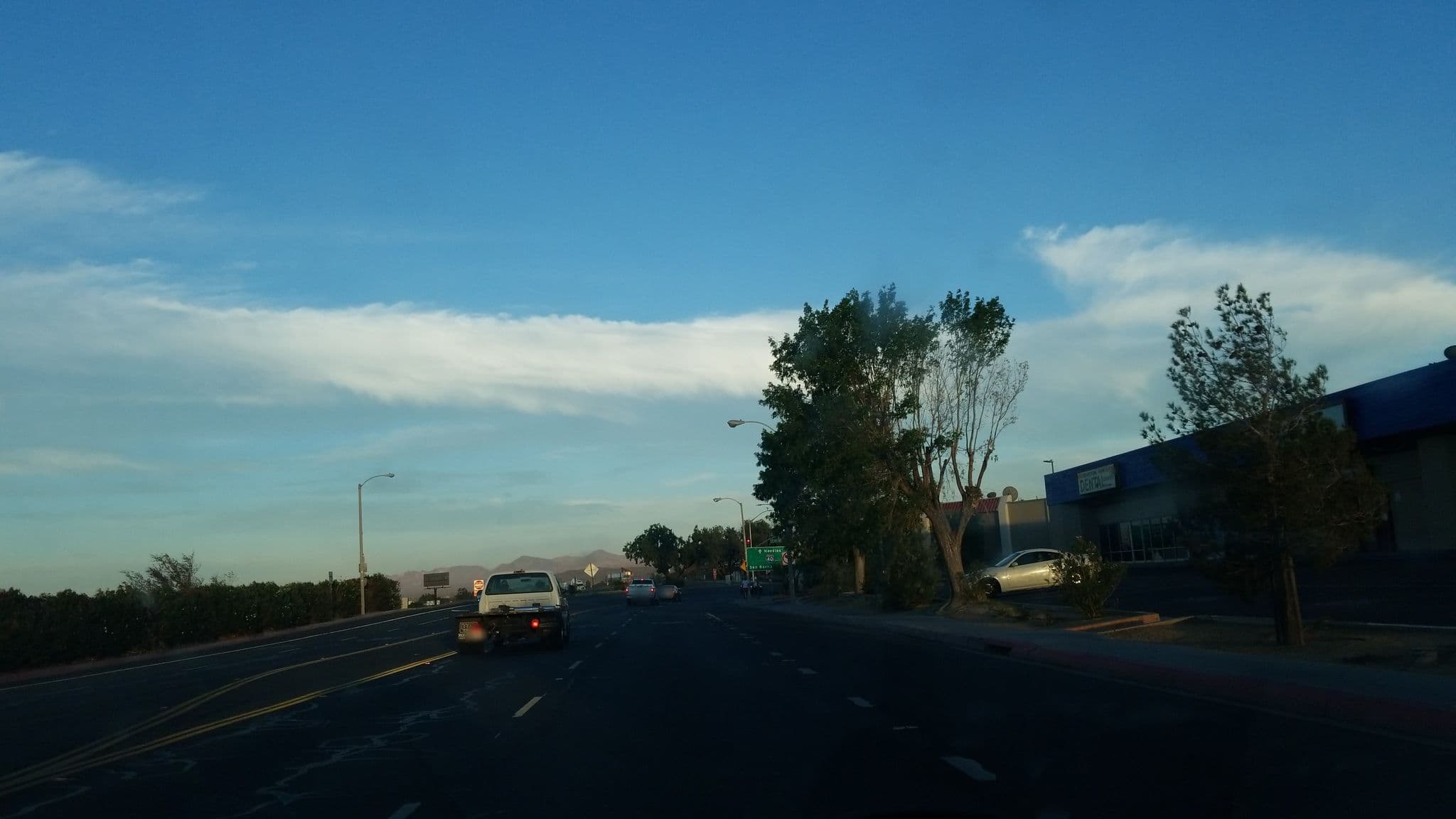 Street view near Motel 66, Barstow — © jbthemilker (CC BY-SA · Mapillary)