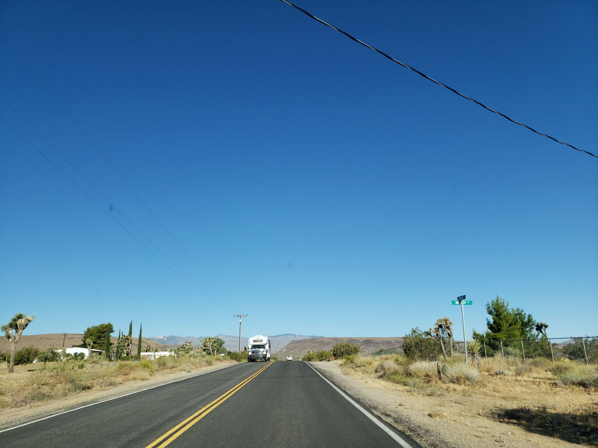 Street view near Hi Desert Ranch, Yucca Valley — © muthu (CC BY-SA · Mapillary)