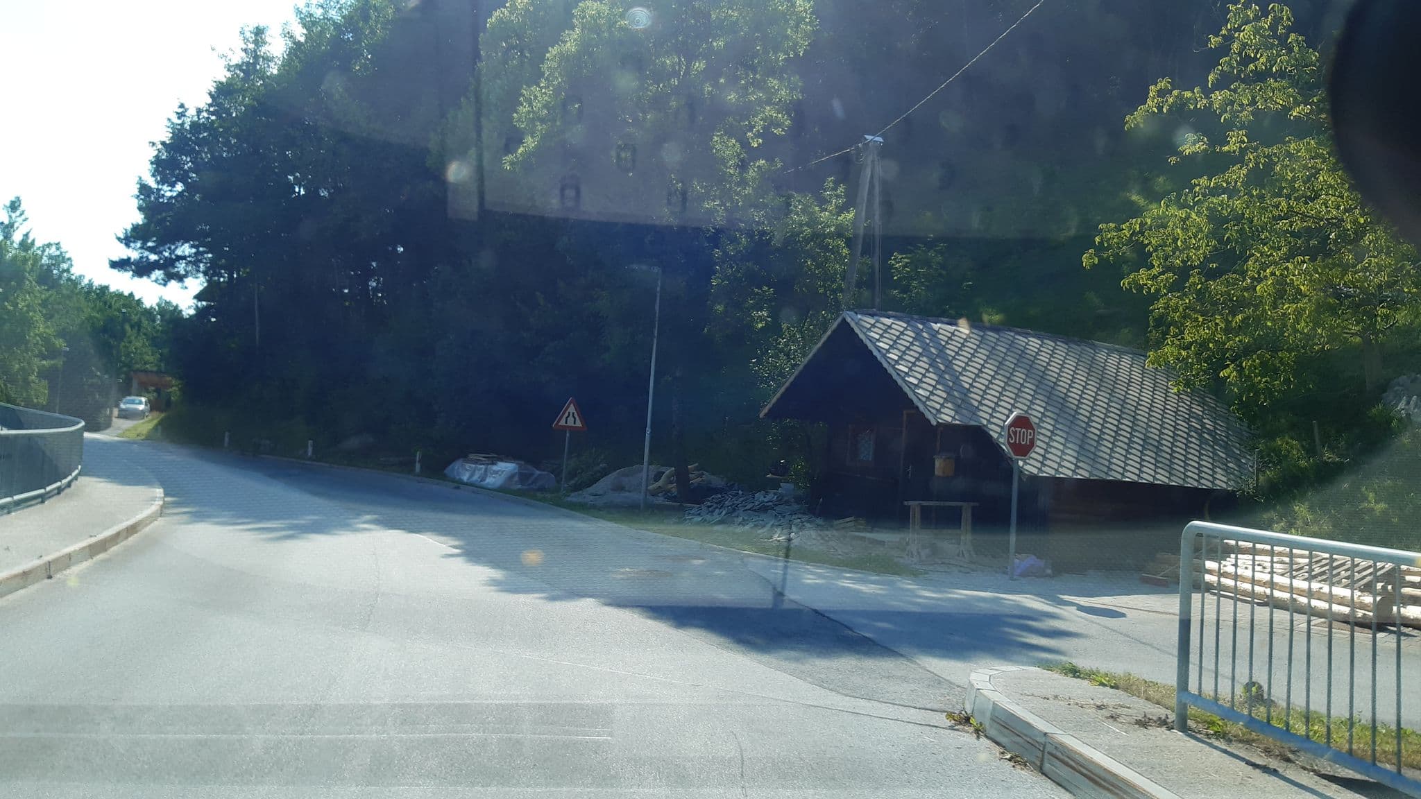 Street view near Rudi, Lesce — © veverica (CC BY-SA · Mapillary)