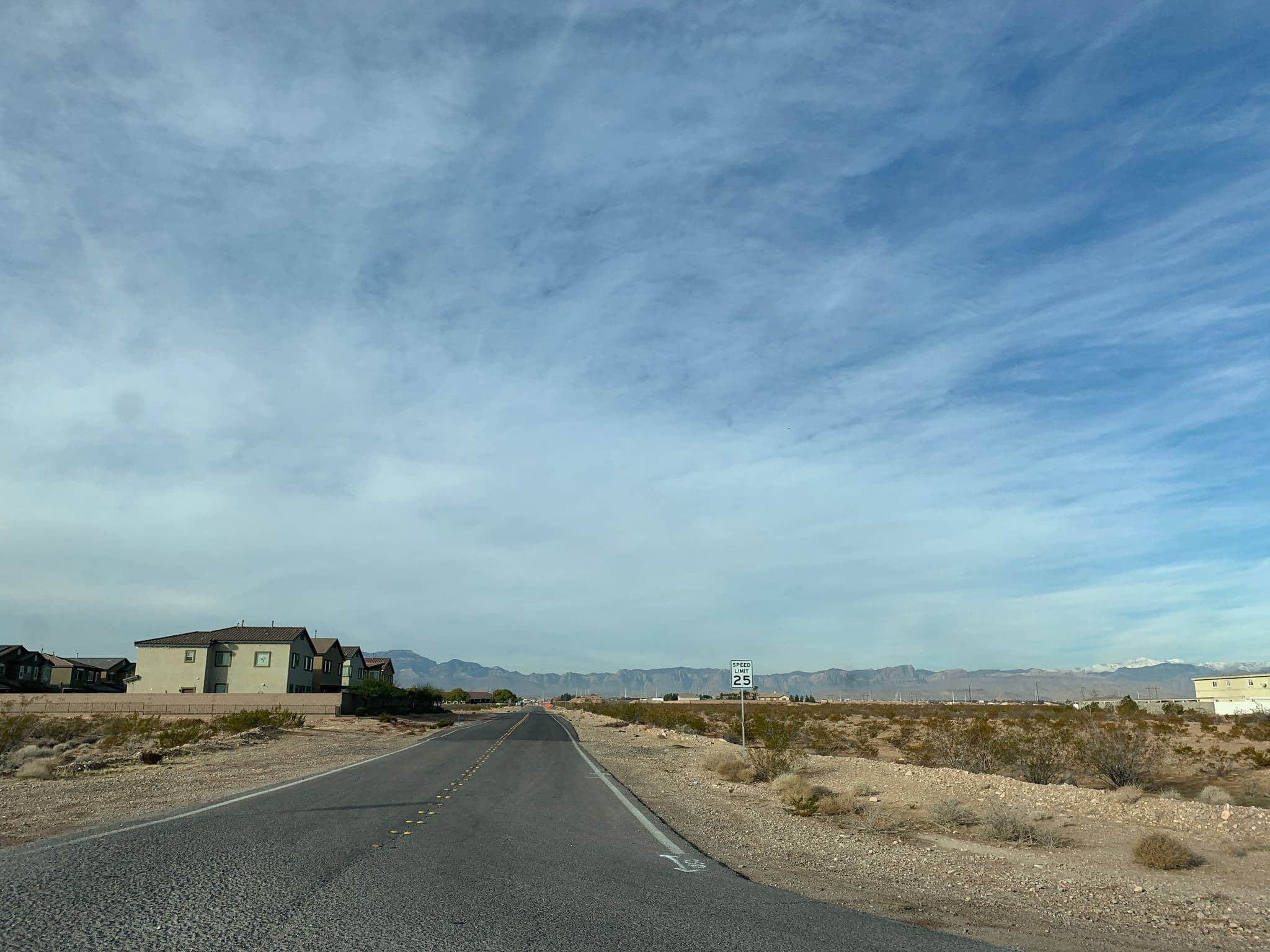 Street view near Vrada Hotel & Spa, Enterprise — © dezarn01 (CC BY-SA · Mapillary)