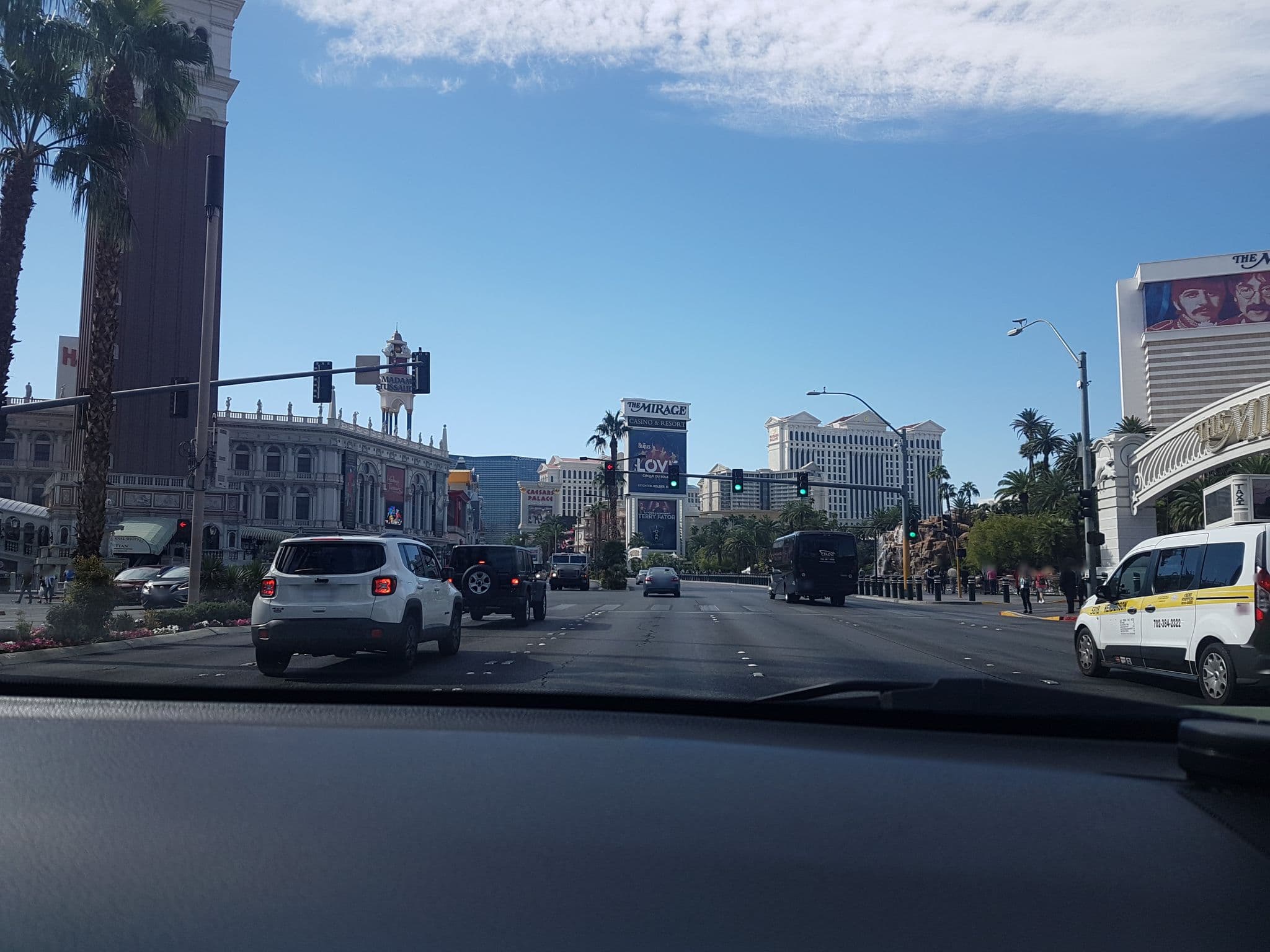 Street view near Rockstar Suite, Paradise — © ancho85 (CC BY-SA · Mapillary)