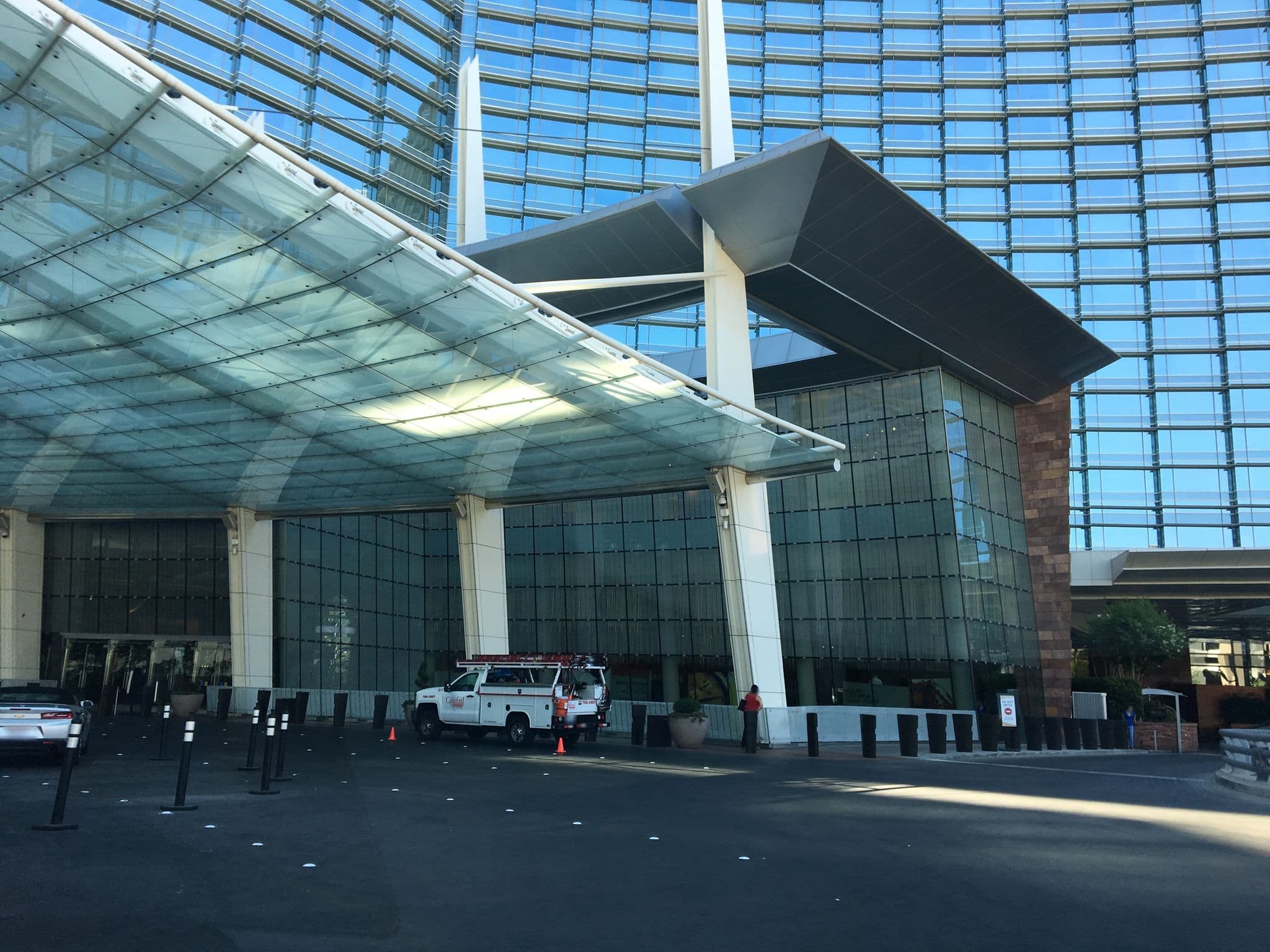 Street view near Aria Hotel 12th Floor, Paradise — © ccossio (CC BY-SA · Mapillary)