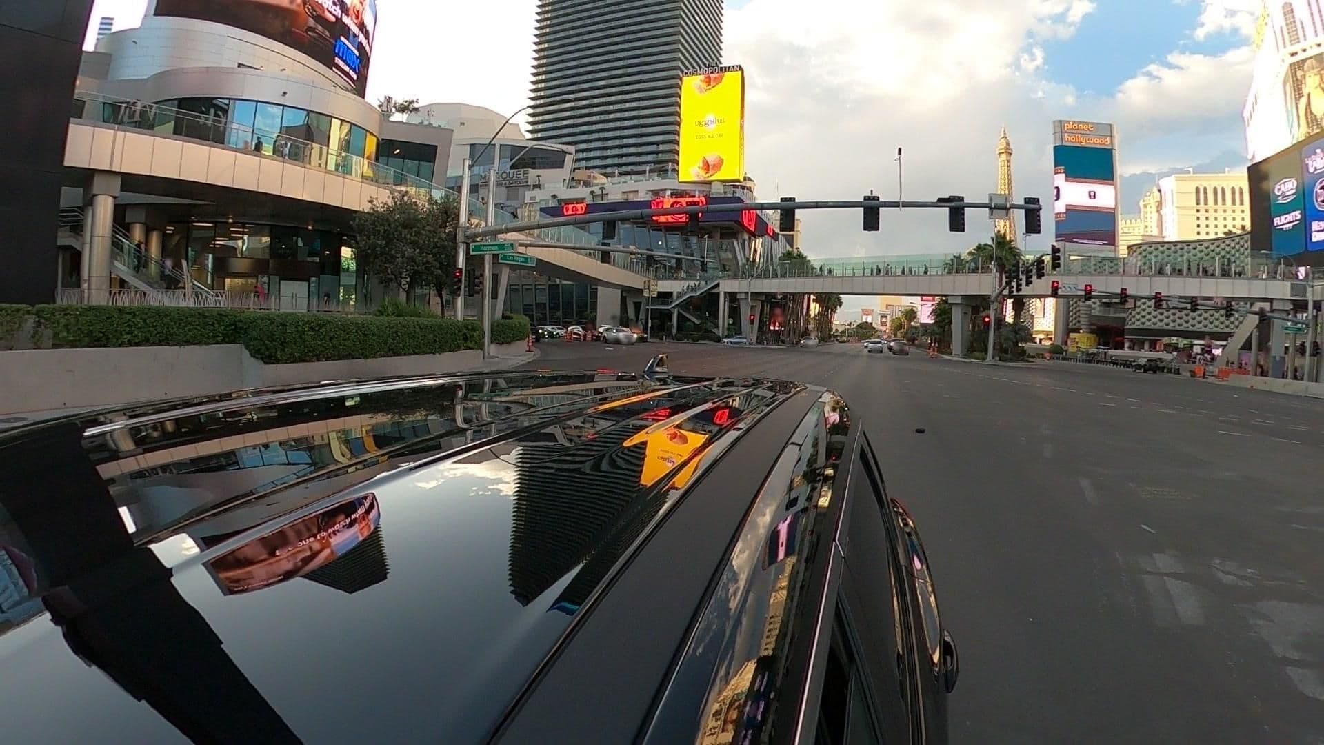 Street view near Harmon Hotel And Spa, Paradise — © asturksever (CC BY-SA · Mapillary)