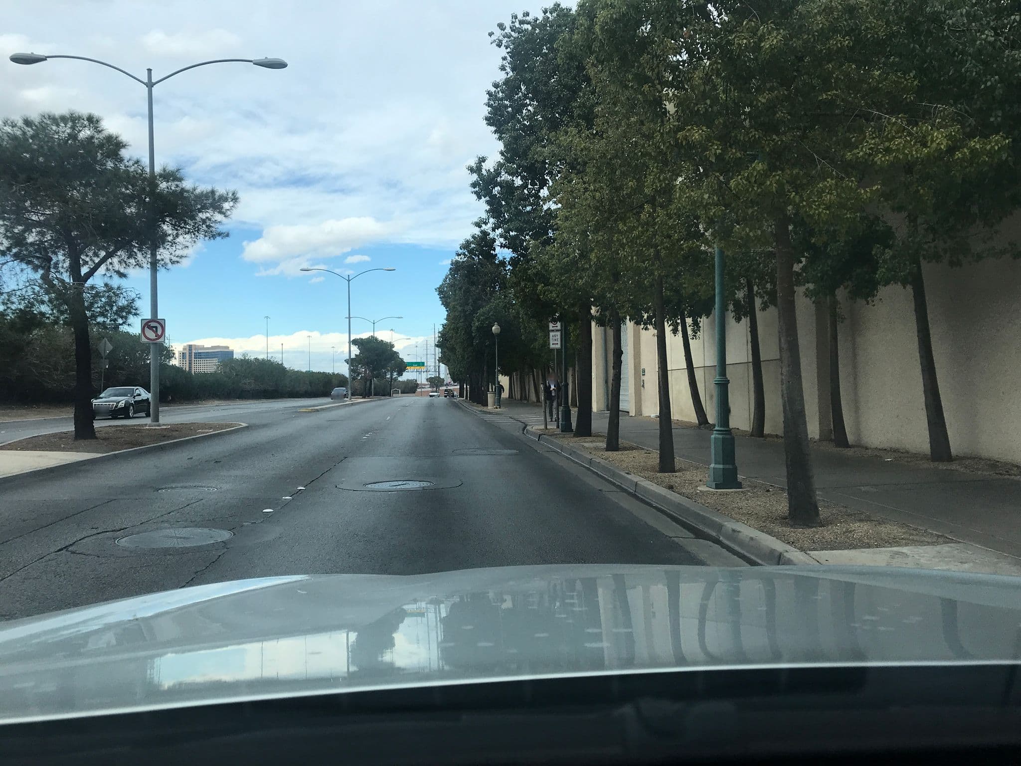 Street view near Prada Las Vegas Bellagio, Paradise — © mkhoward9 (CC BY-SA · Mapillary)