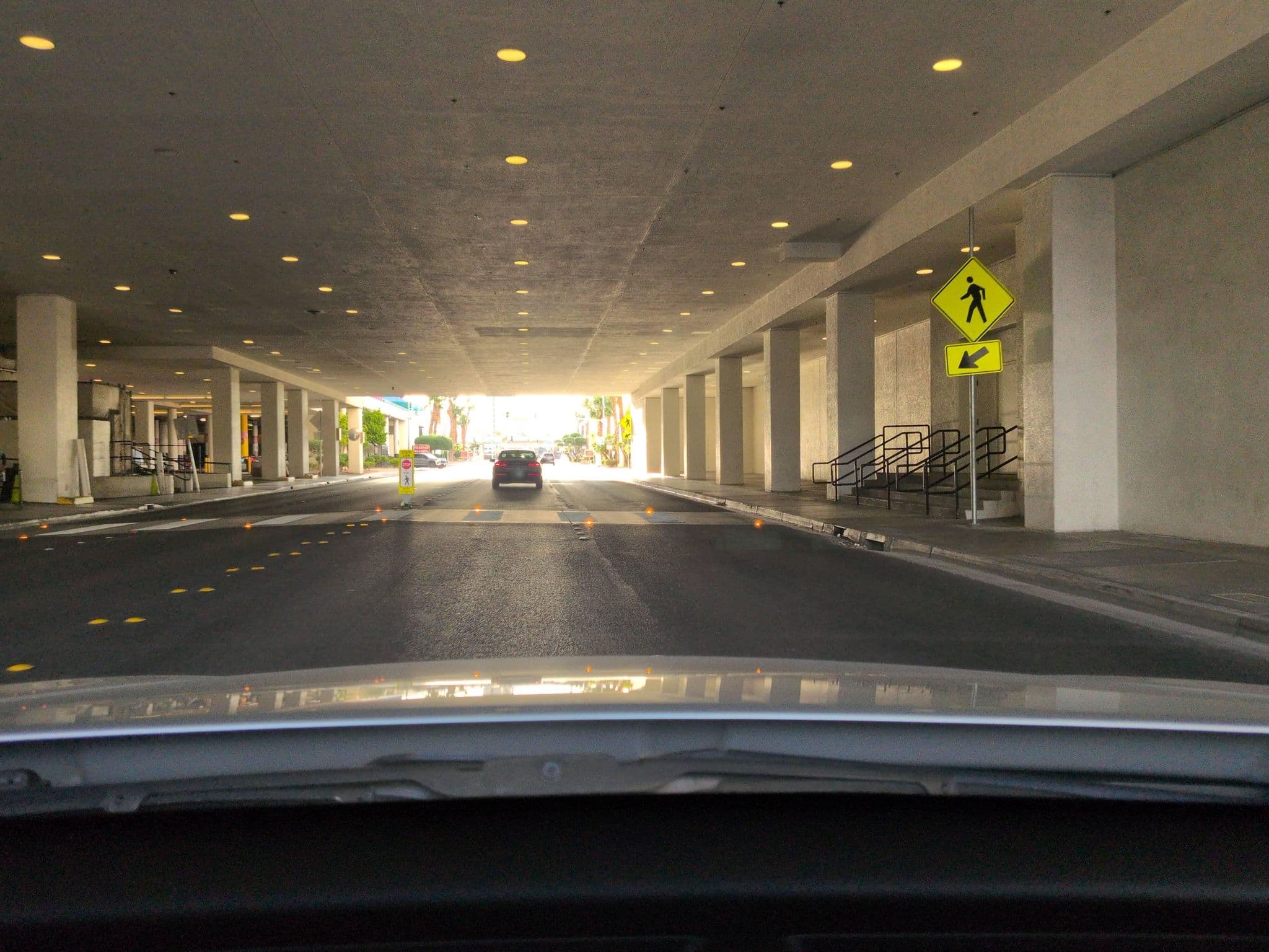 Street view near Circus Circus Salon 1 Reception Hall, Winchester — © bekind (CC BY-SA · Mapillary)