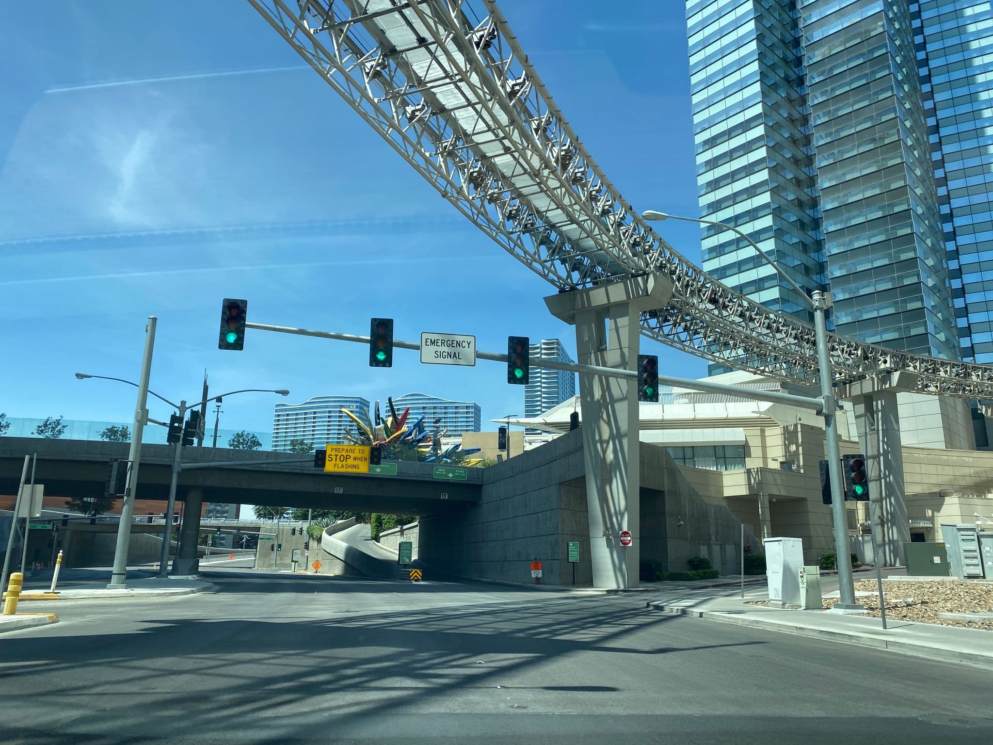 Street view near The Cosmopolitan - The Dog Walk, Paradise — © matsayz (CC BY-SA · Mapillary)