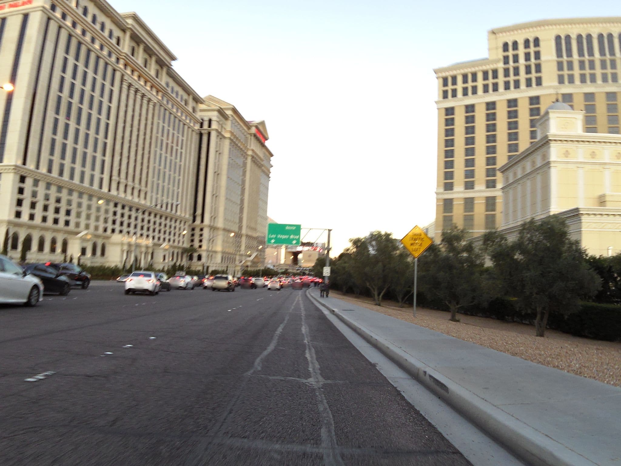 Street view near Room 12-111, Paradise — © mronewheeldrive (CC BY-SA · Mapillary)