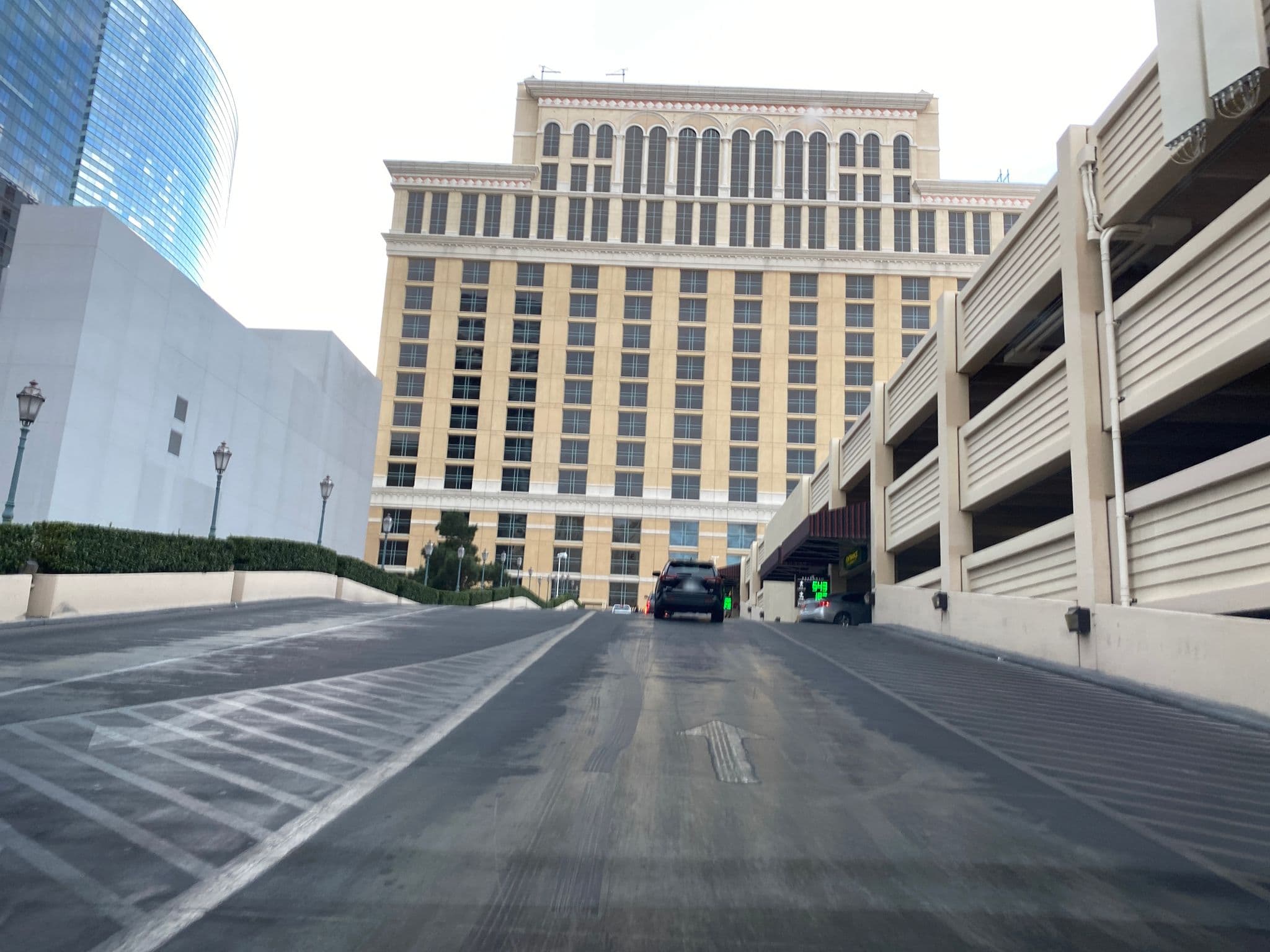 Street view near Room 2209, Paradise — © matsayz (CC BY-SA · Mapillary)