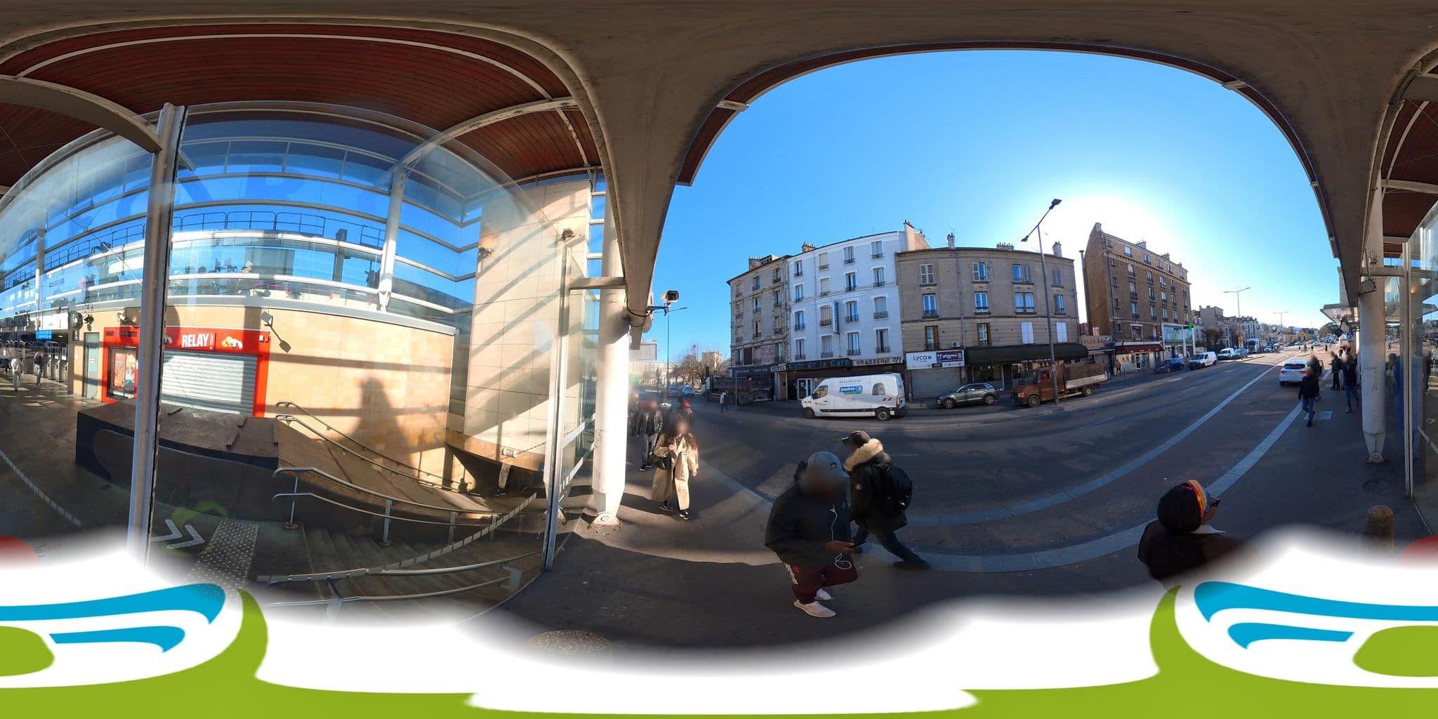 Street view near Hôtel de la Gare, Villeneuve-Saint-Georges — © Mobycon (CC BY-SA · Mapillary)