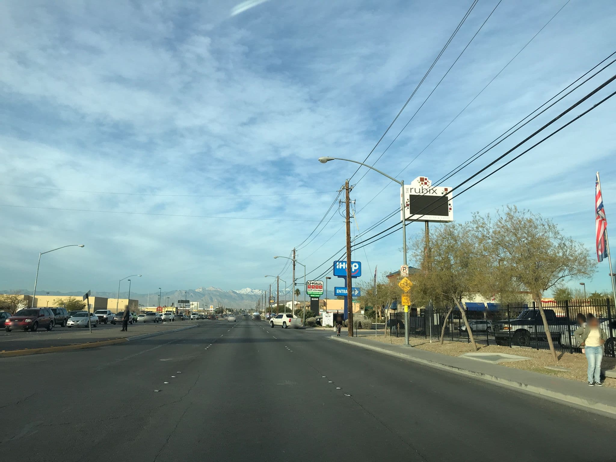 Street view near Howard Johnson Inn, Nellis Air Force Base — © steliosbogdan (CC BY-SA · Mapillary)