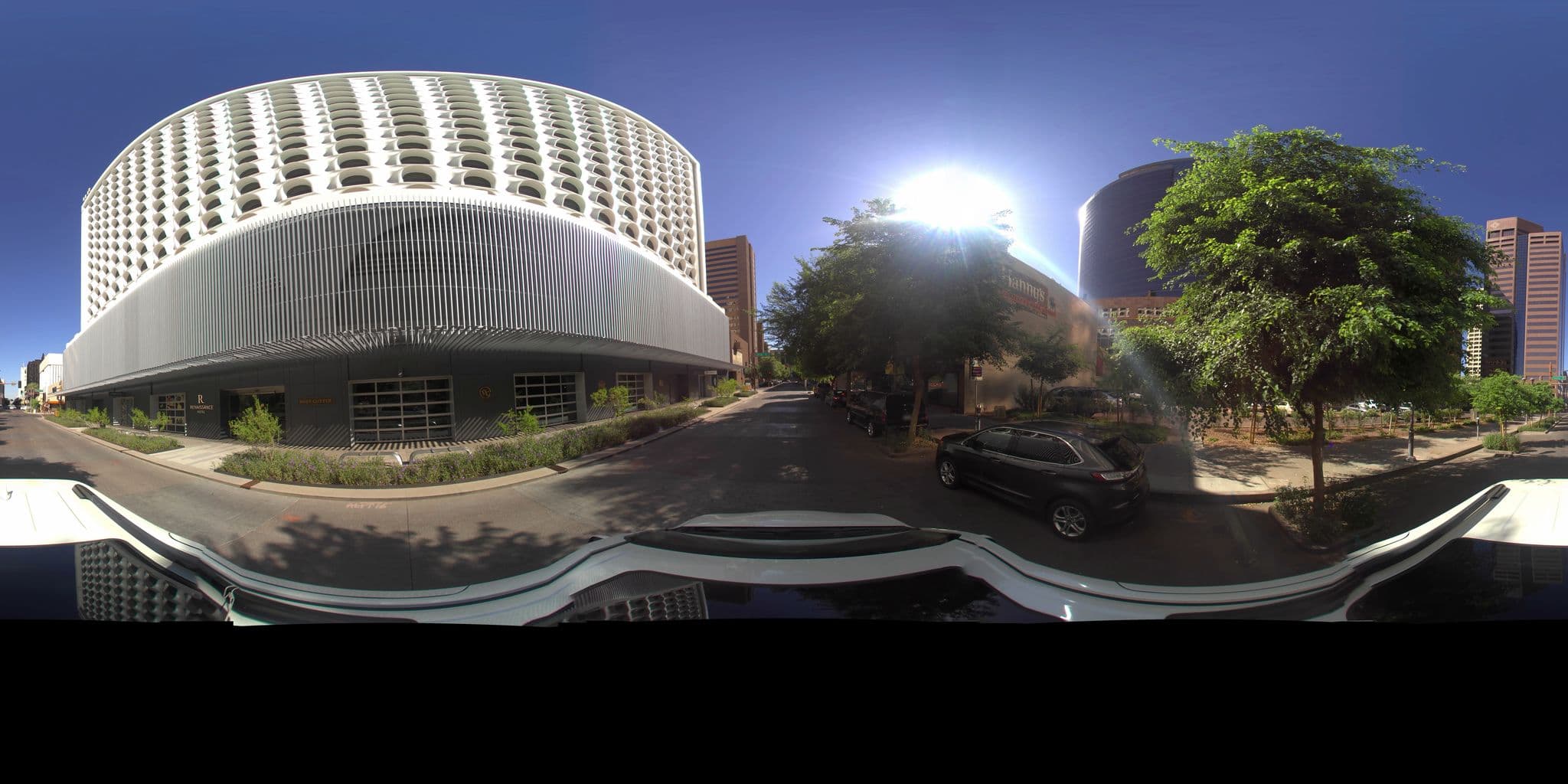 Street view near Renaissance Swimming Pool, Phoenix — © araceli (CC BY-SA · Mapillary)