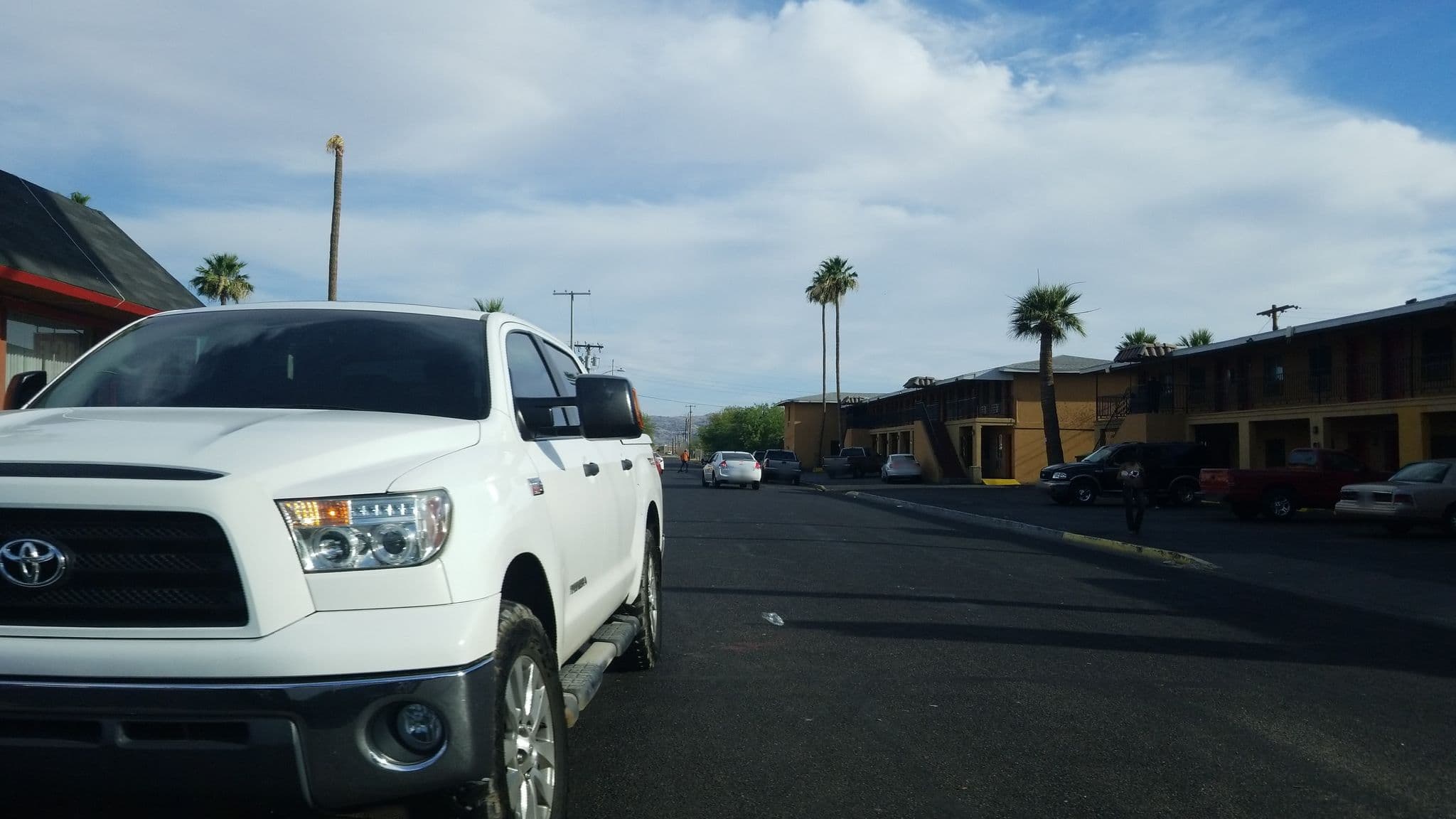 Street view near Knights Inn, Central City — © drkludge (CC BY-SA · Mapillary)