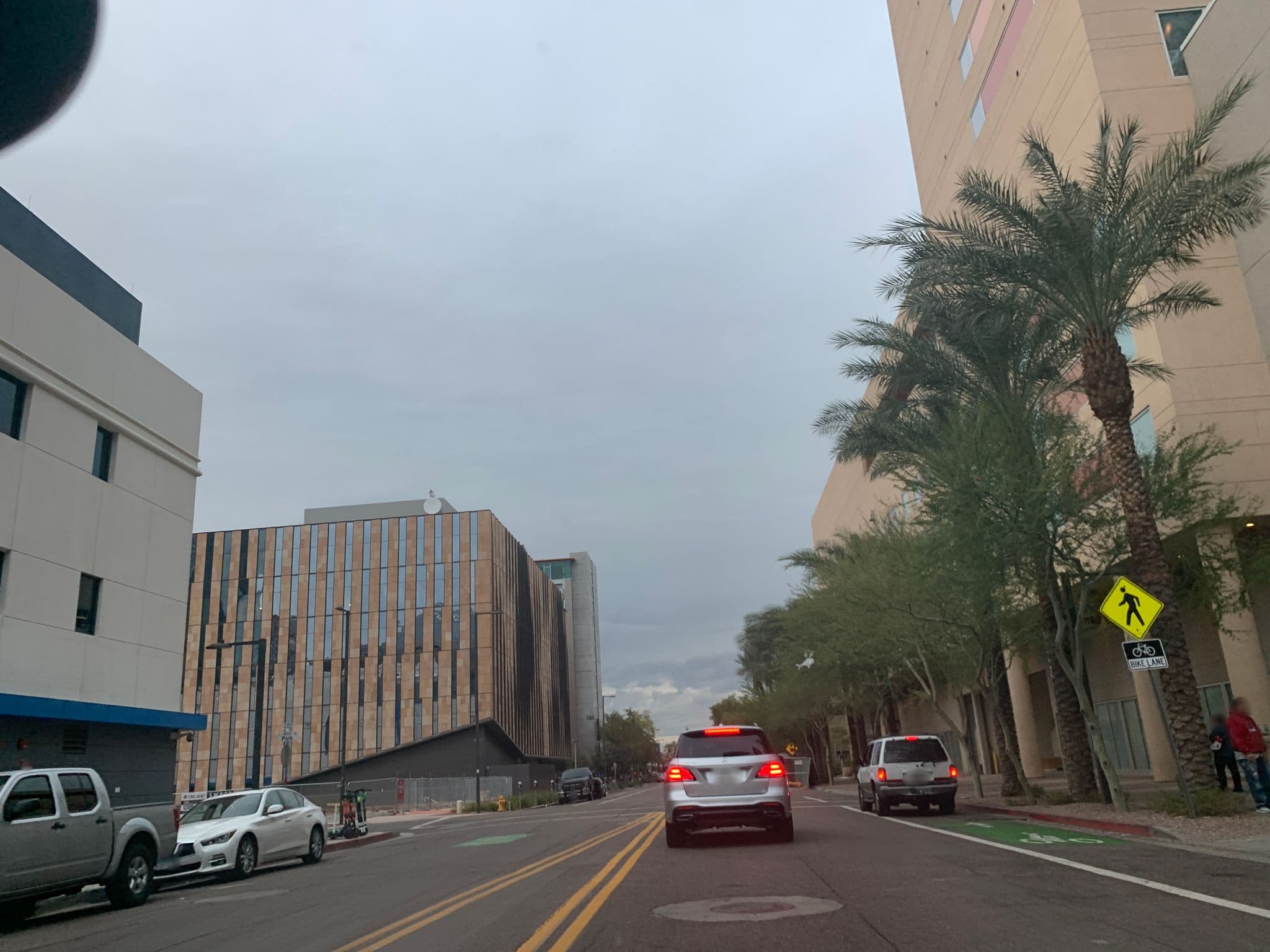 Street view near AMA TRIBUTES- Downtown Sheraton, Phoenix — © tanae26 (CC BY-SA · Mapillary)