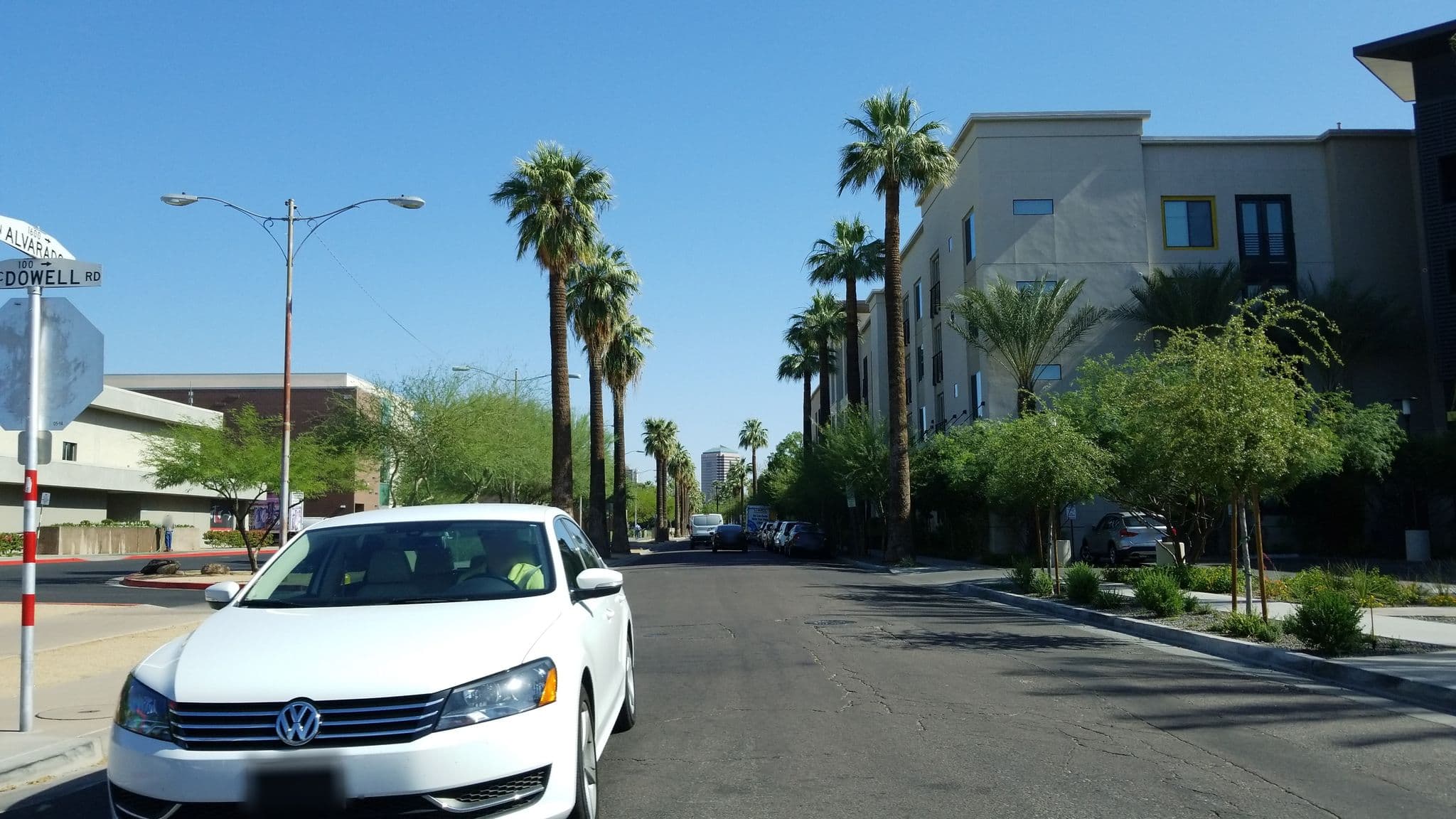 Street view near Quality Inn & Suites Downtown, Encanto — © drkludge (CC BY-SA · Mapillary)