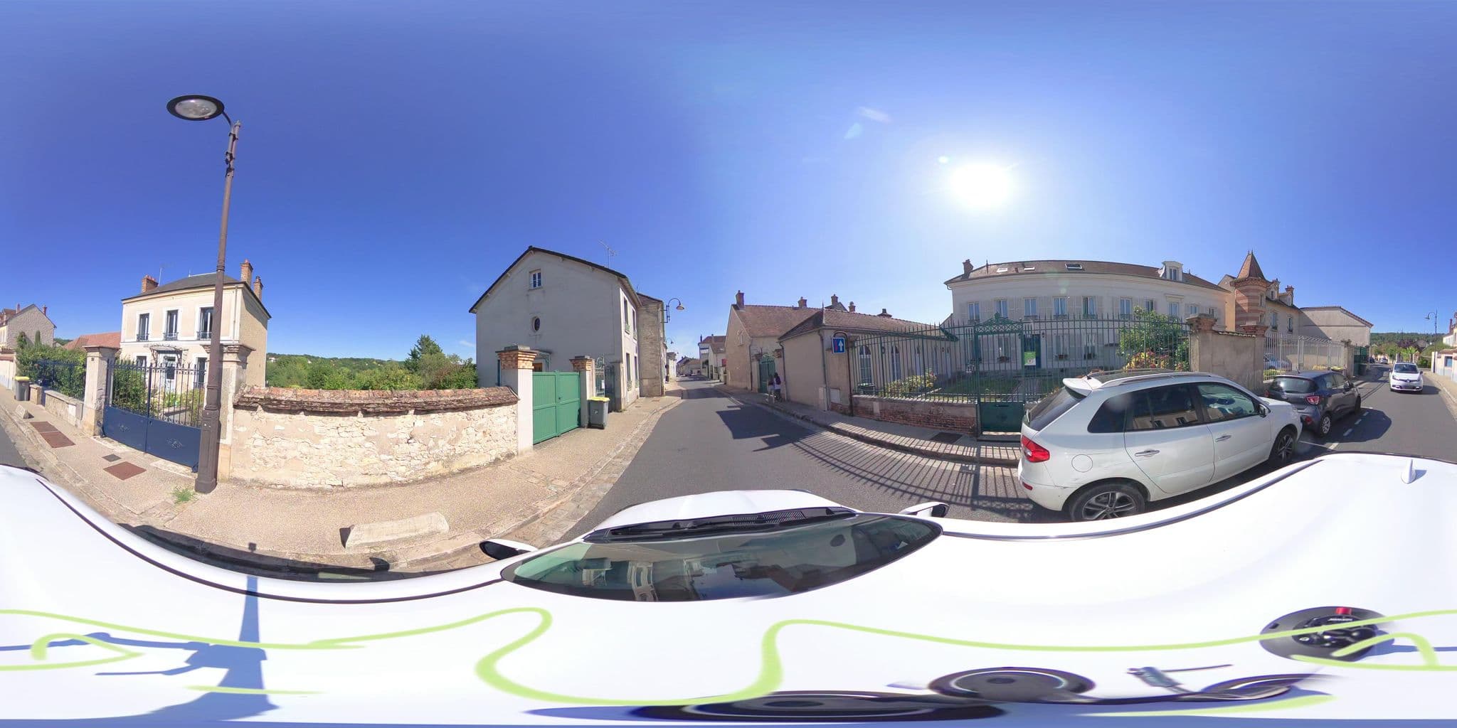 Street view near La Thomeryonne, Thomery — © atchisson (CC BY-SA · Mapillary)