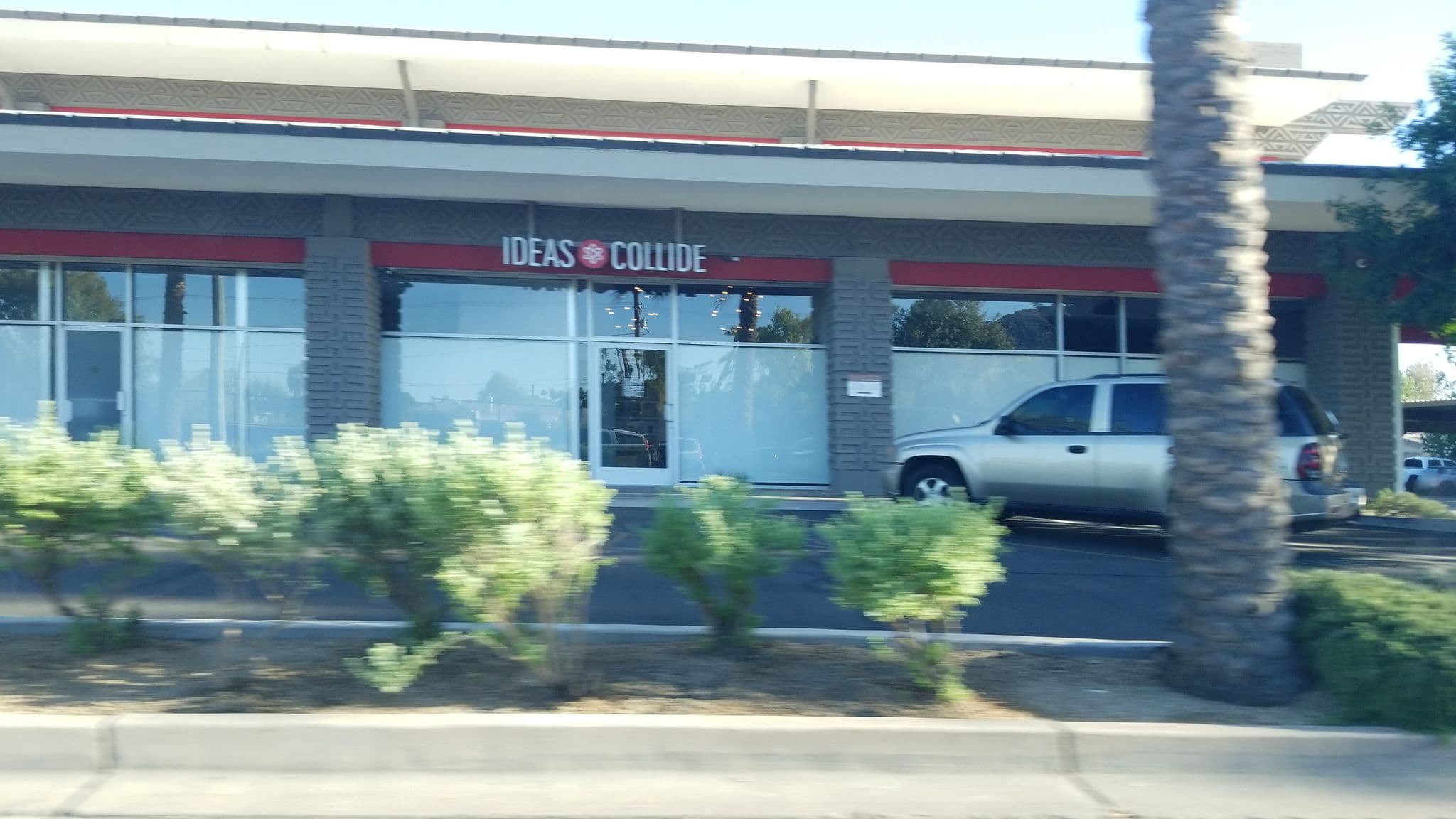 Street view near Condo Pool, Paradise Valley — © drkludge (CC BY-SA · Mapillary)