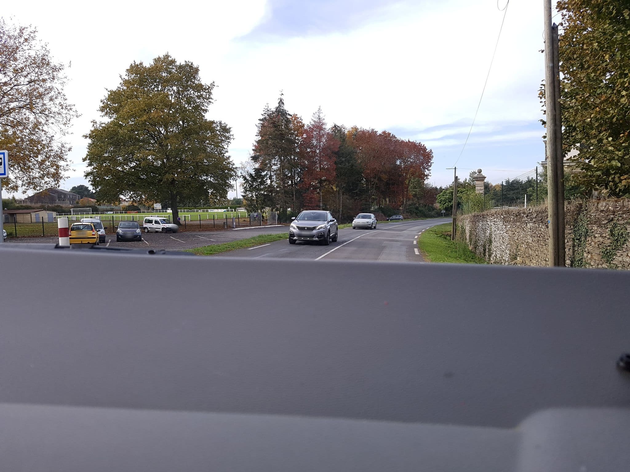 Street view near Aire de camping-car de Beaupréau, Beaupréau — © bernardvoyageur (CC BY-SA · Mapillary)