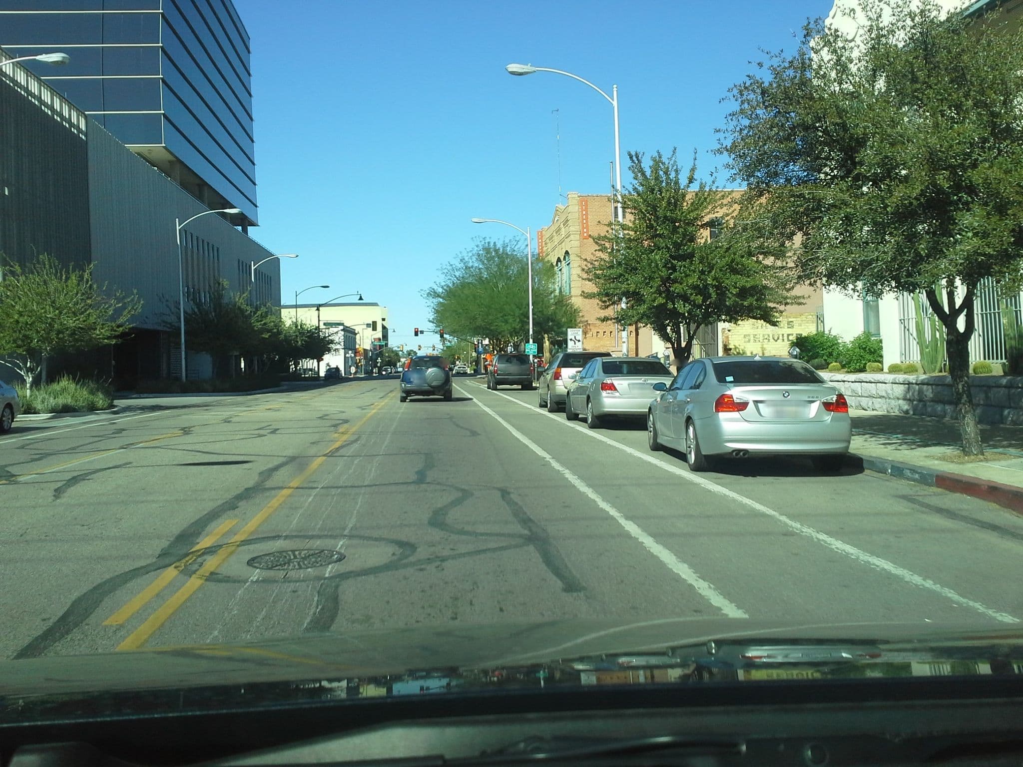 Street view near Piccarretta Davis, South Tucson — © drkludge (CC BY-SA · Mapillary)