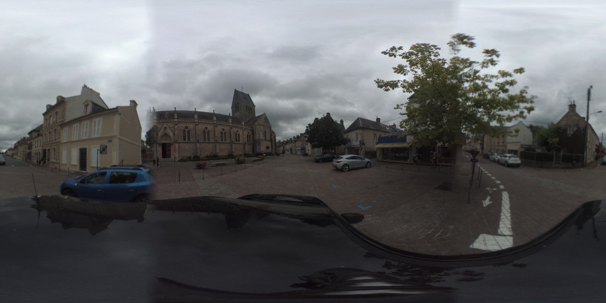 Street view near Home aha, Isigny-sur-Mer — © arteragence (CC BY-SA · Mapillary)