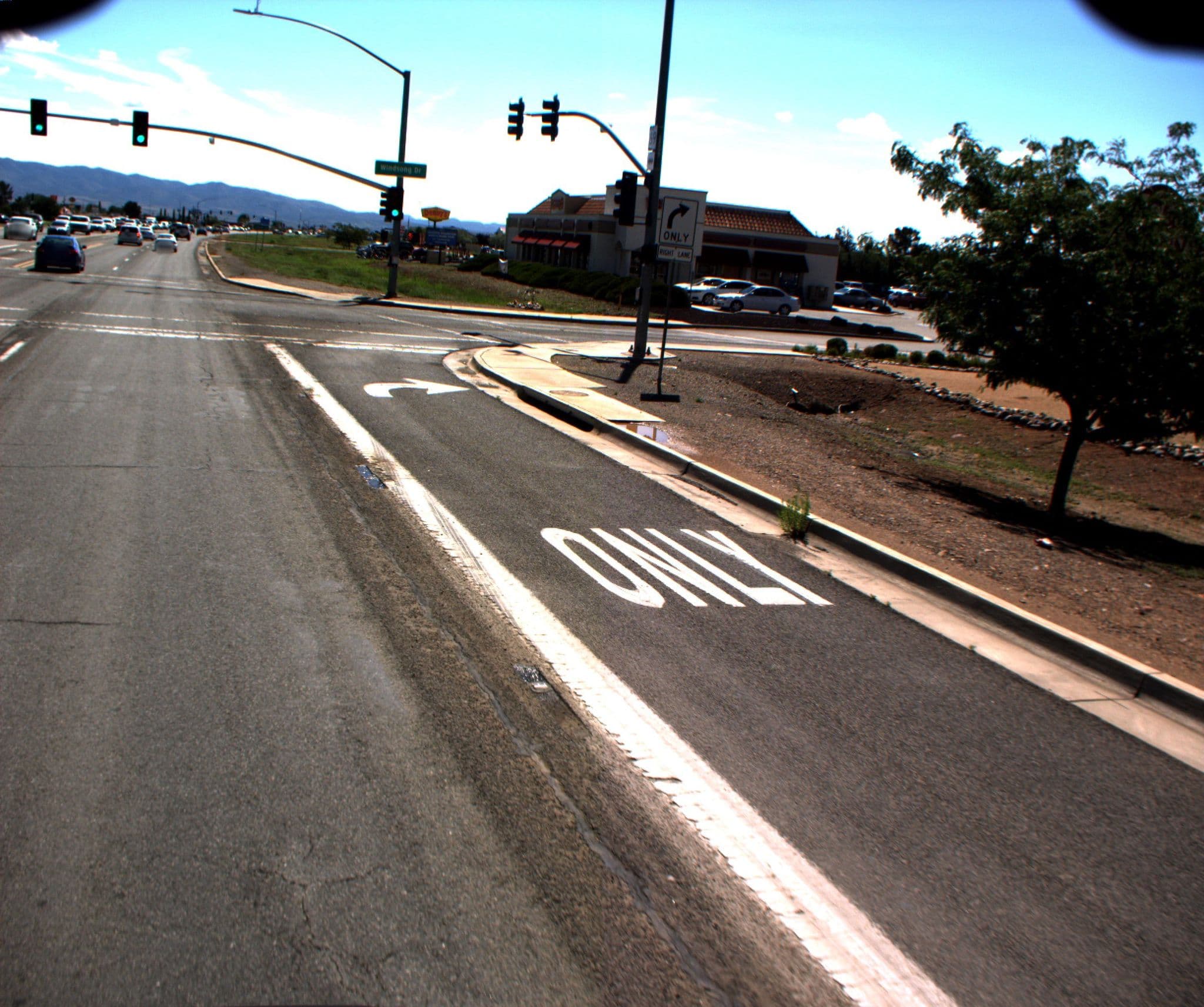 Street view near Arizona Inn, Prescott Valley — © adotgis (CC BY-SA · Mapillary)