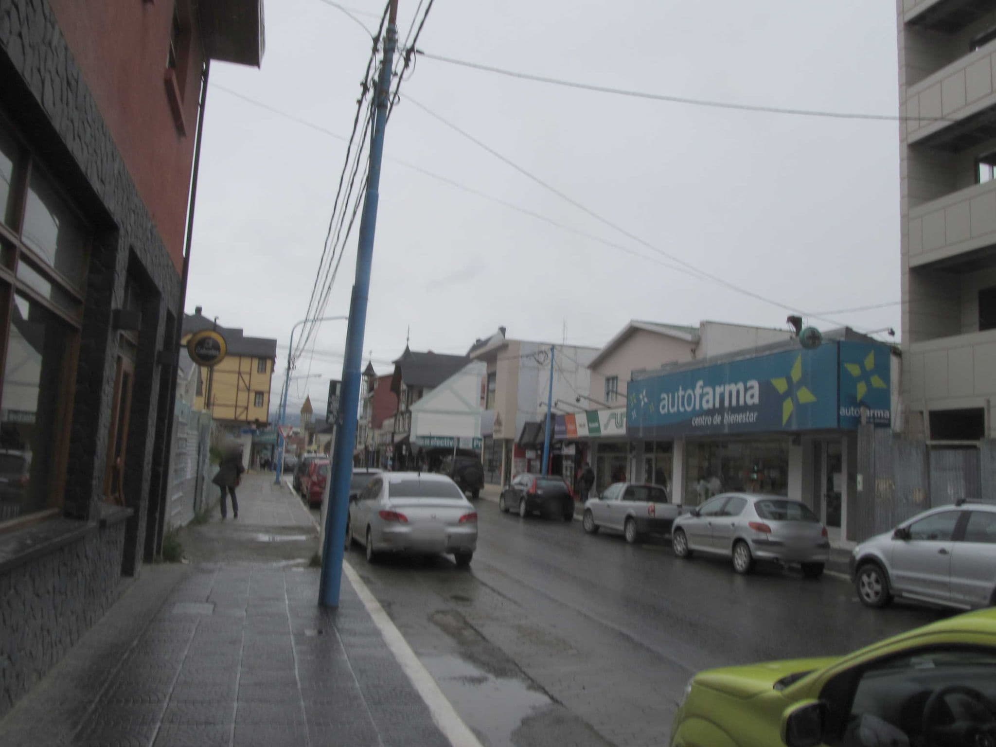Street view near Hotel Mónaco, Ushuaia