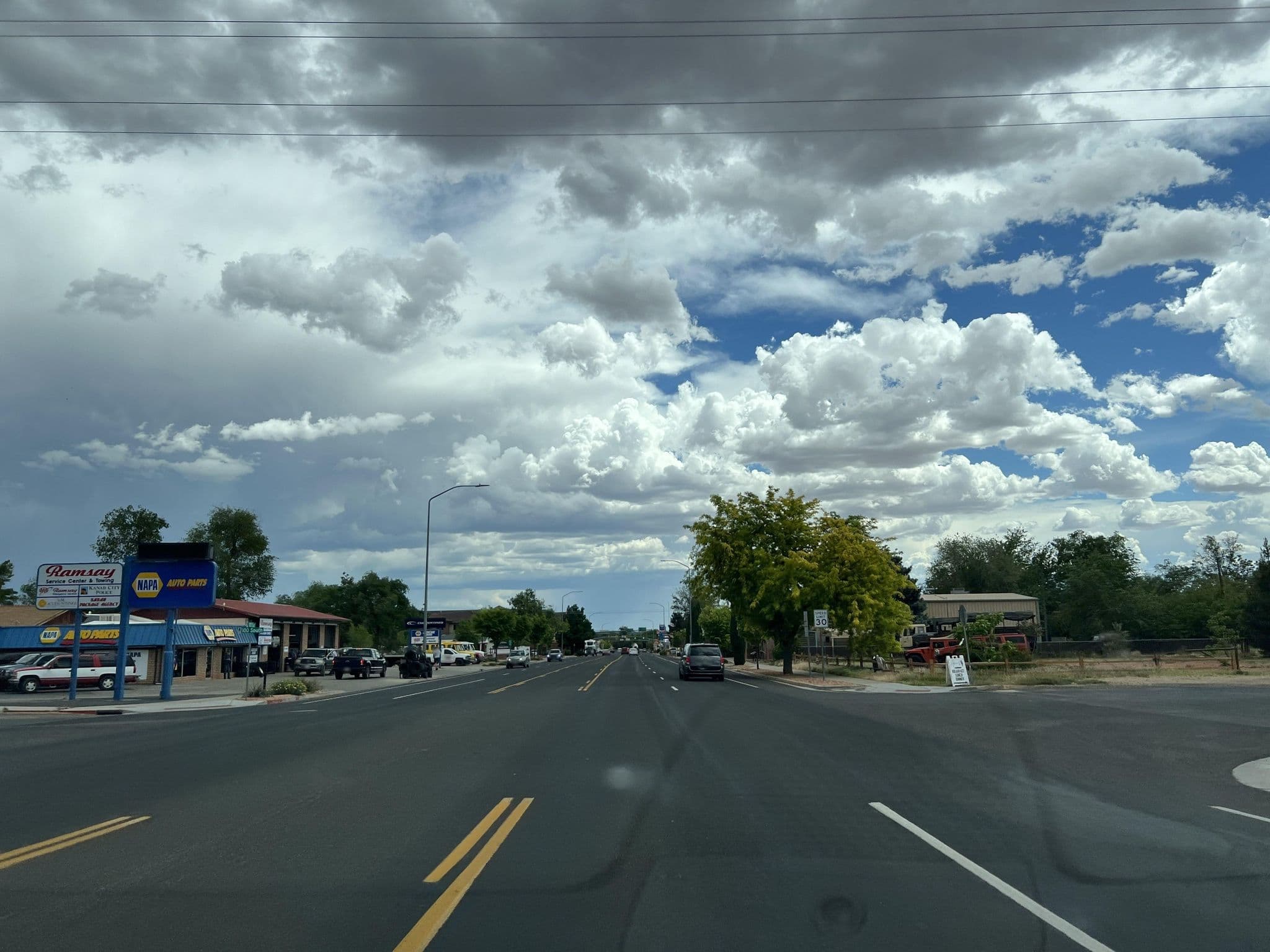 Street view near Hampton Inn by Hilton, Kanab — © dangetz (CC BY-SA · Mapillary)