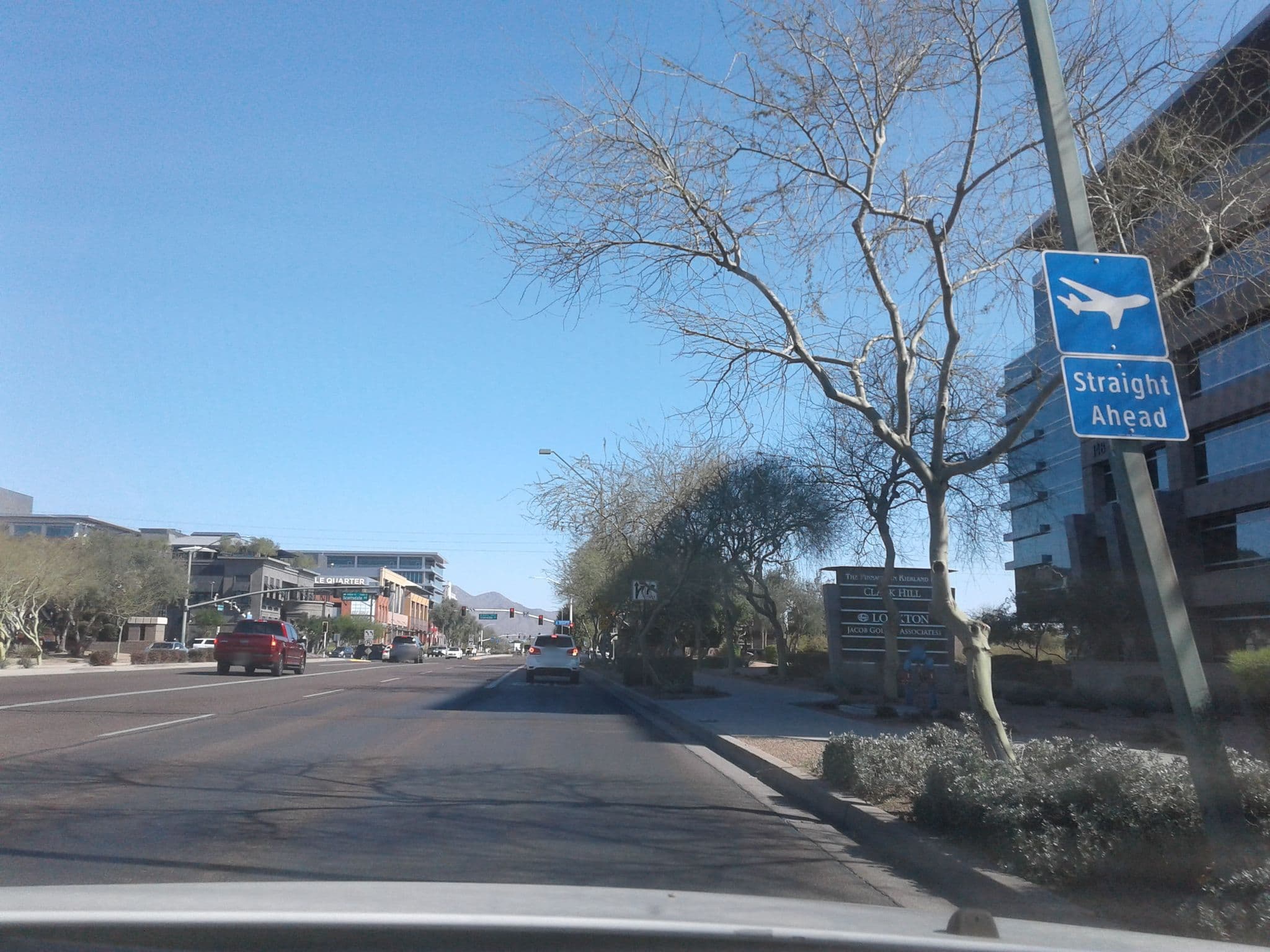 Street view near New Year's Party, Paradise Valley — © drkludge (CC BY-SA · Mapillary)