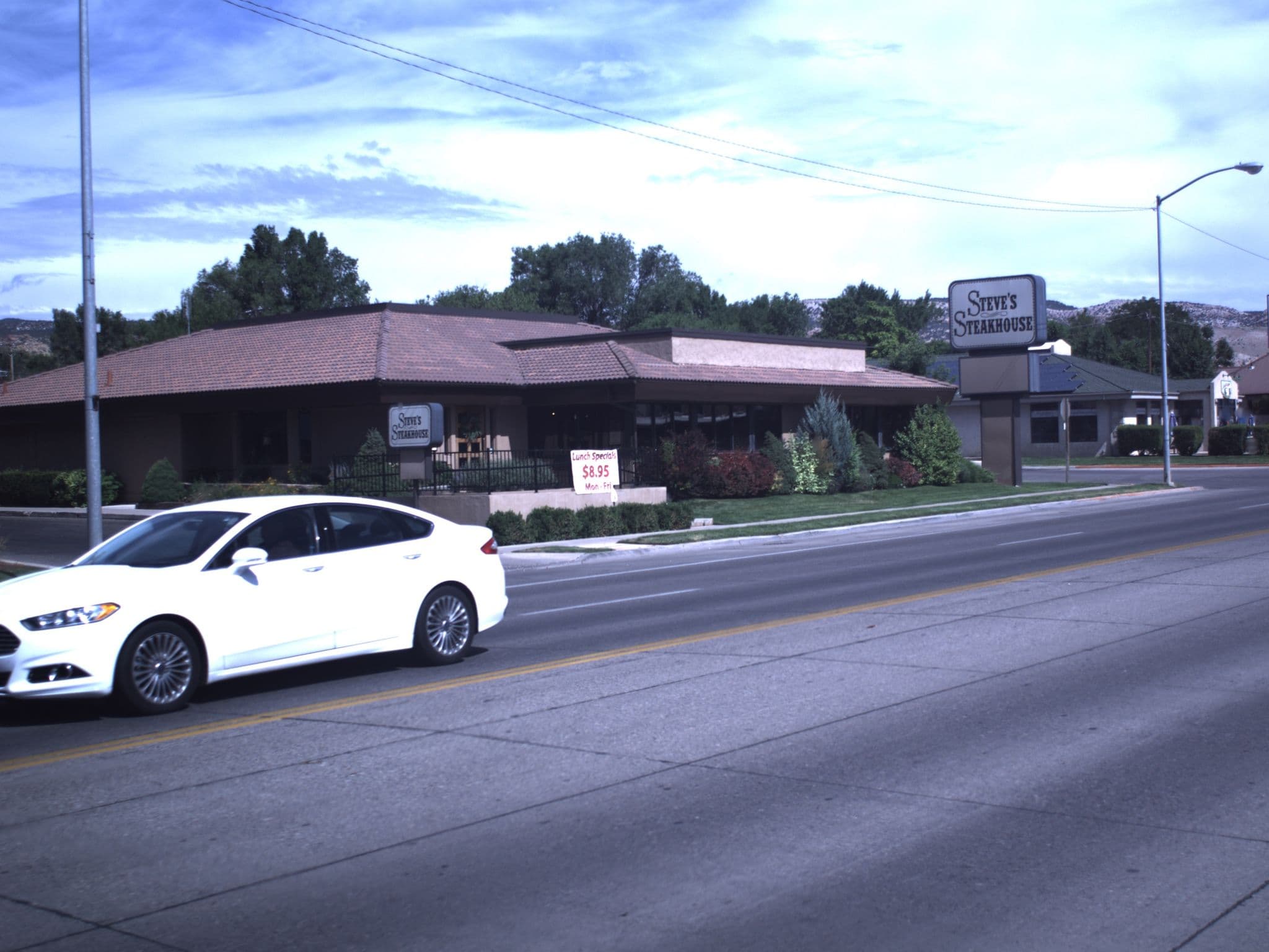 Street view near Quality Inn Richfield, Centerfield — © asellars (CC BY-SA · Mapillary)