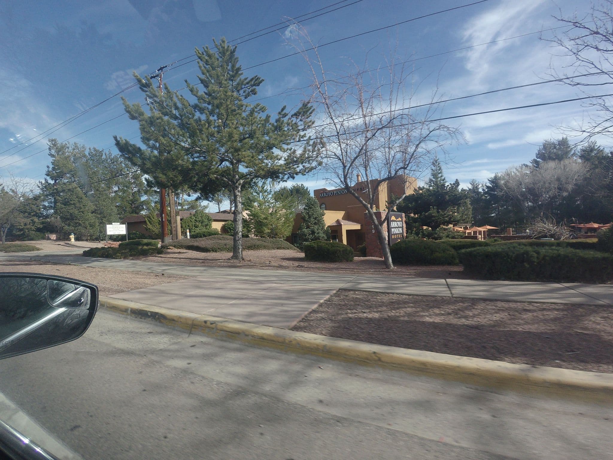 Street view near Choice Hotels, West Sedona — © hshearer (CC BY-SA · Mapillary)