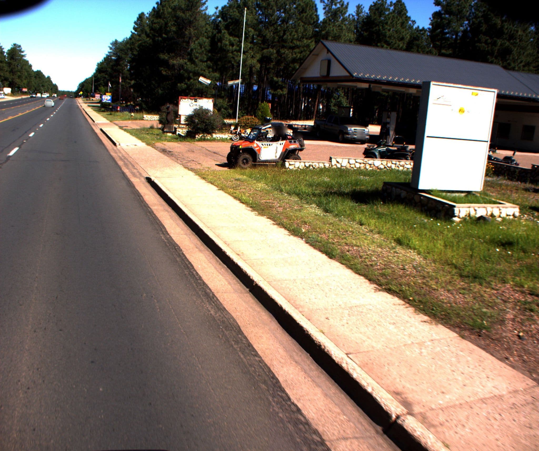 Street view near Moonridge Lodge & Cabins, Pinetop-Lakeside — © adotgis (CC BY-SA · Mapillary)