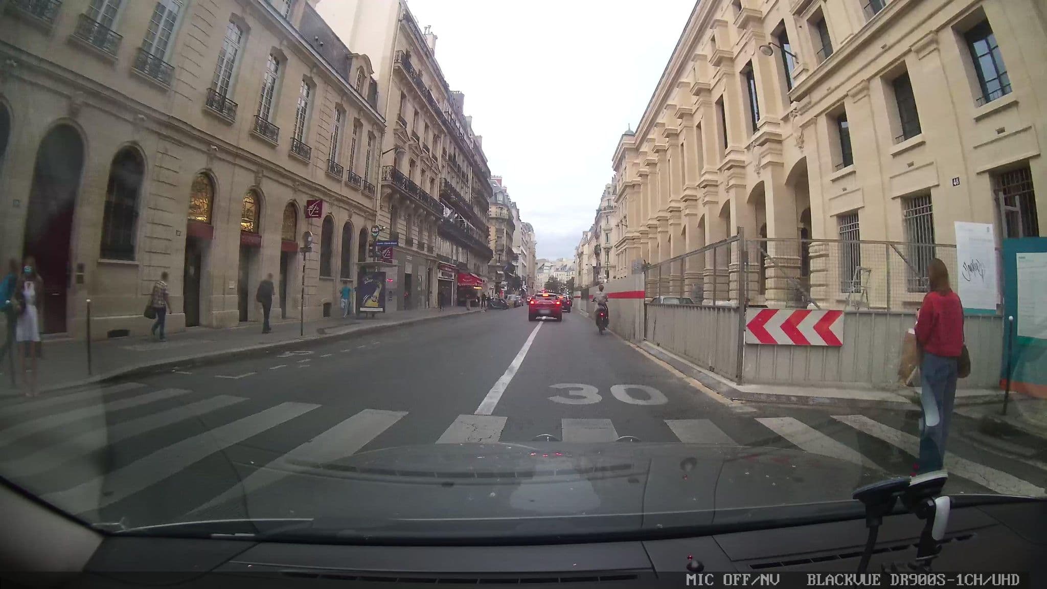 Street view near Madame Rêve, Paris 02 Bourse — © grobin (CC BY-SA · Mapillary)