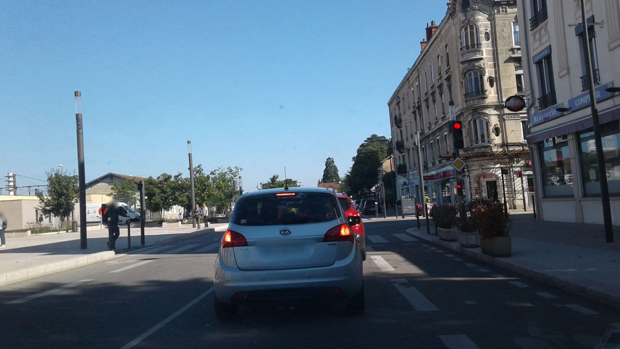 Street view near Hôtel Terminus, Bourg-en-Bresse — © thepriben (CC BY-SA · Mapillary)