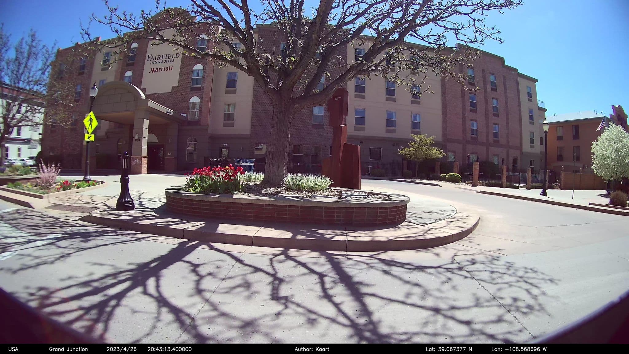 Street view near Hampton Inn Complimentary Breakfast, Grand Junction — © kaart_2 (CC BY-SA · Mapillary)