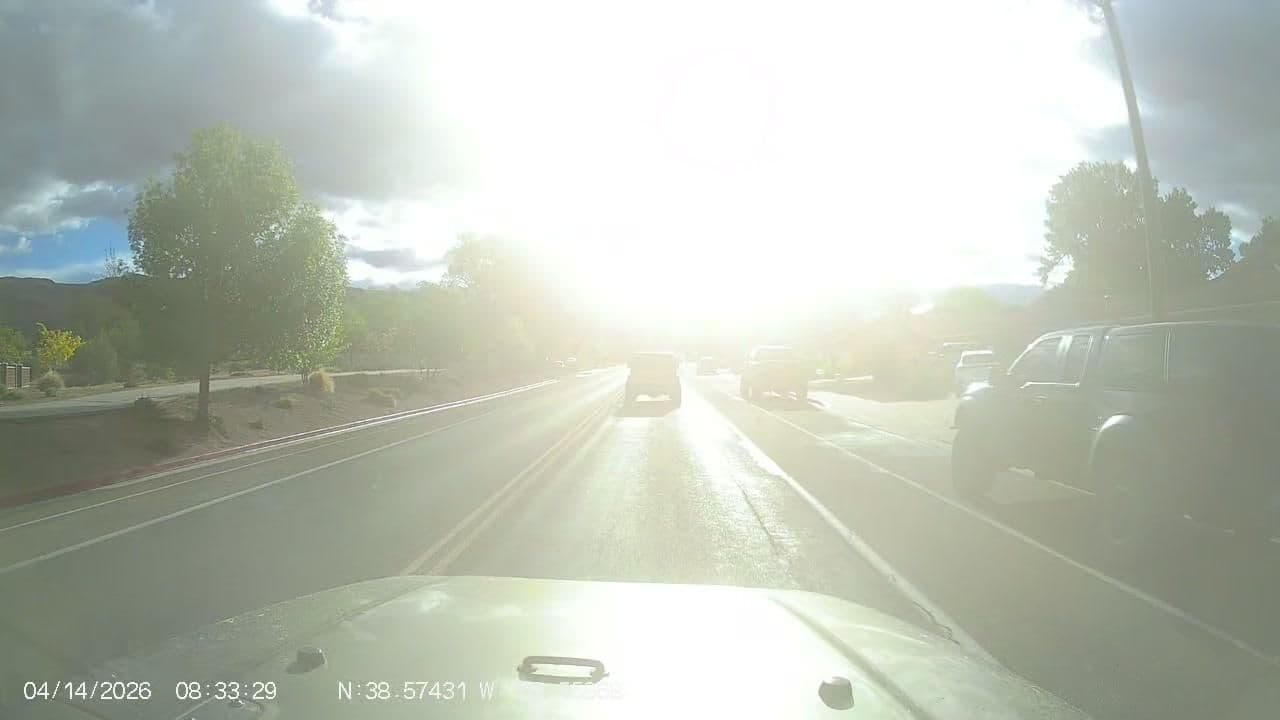 Street view near Arches Retreat, Moab — © b1tw153 (CC BY-SA · Mapillary)