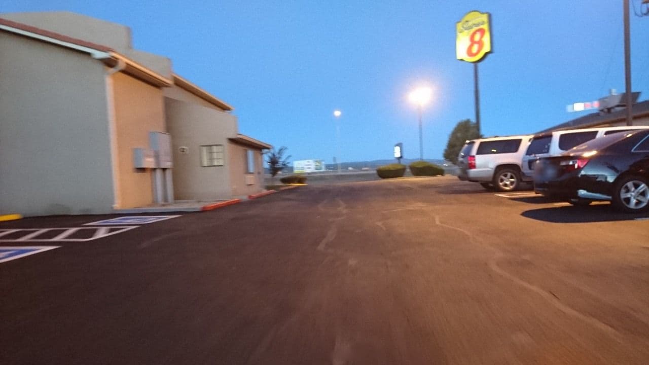 Street view near Super 8, Grants — © voschix (CC BY-SA · Mapillary)