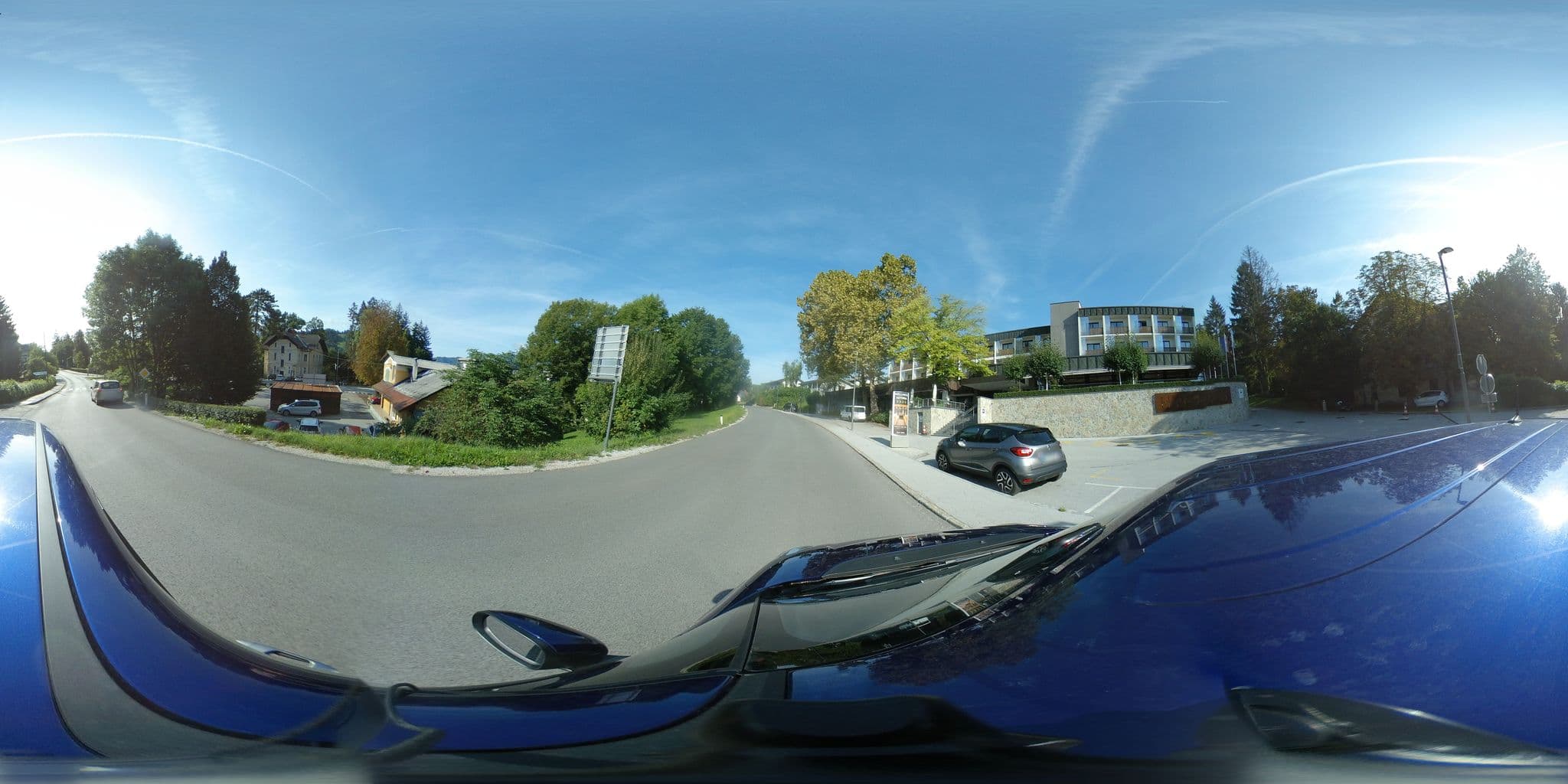 Street view near Hotel Astoria, Bled — © javiersanp (CC BY-SA · Mapillary)