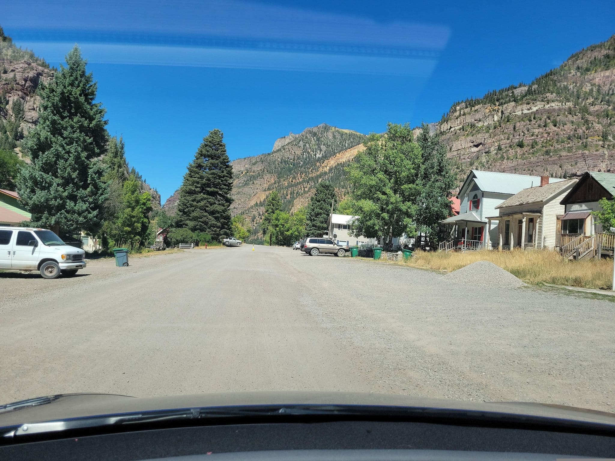 Street view near The Manor Bed and Breakfast, Ouray — © Montrose_Lyle (CC BY-SA · Mapillary)