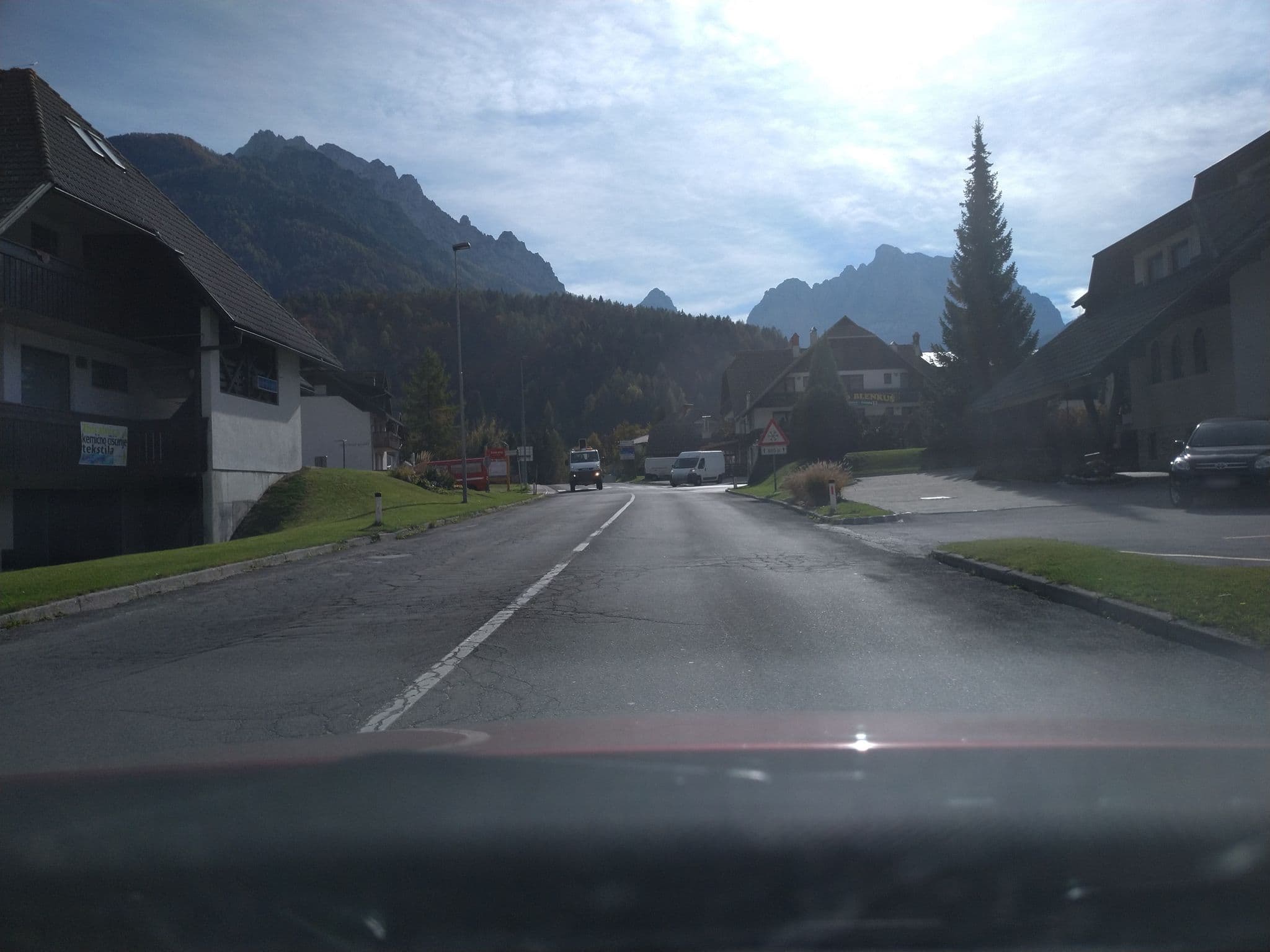 Street view near Penzion Livada, Kranjska Gora — © mappatman (CC BY-SA · Mapillary)