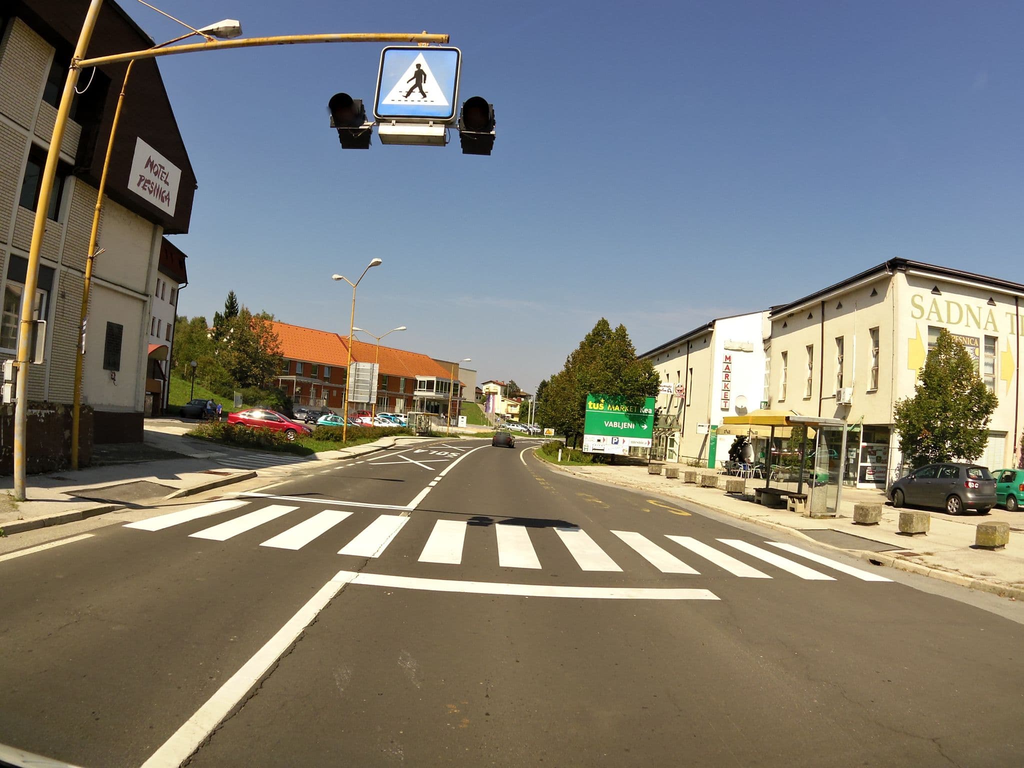 Street view near Motel Pesnica, Kamnica — © czmrtn (CC BY-SA · Mapillary)