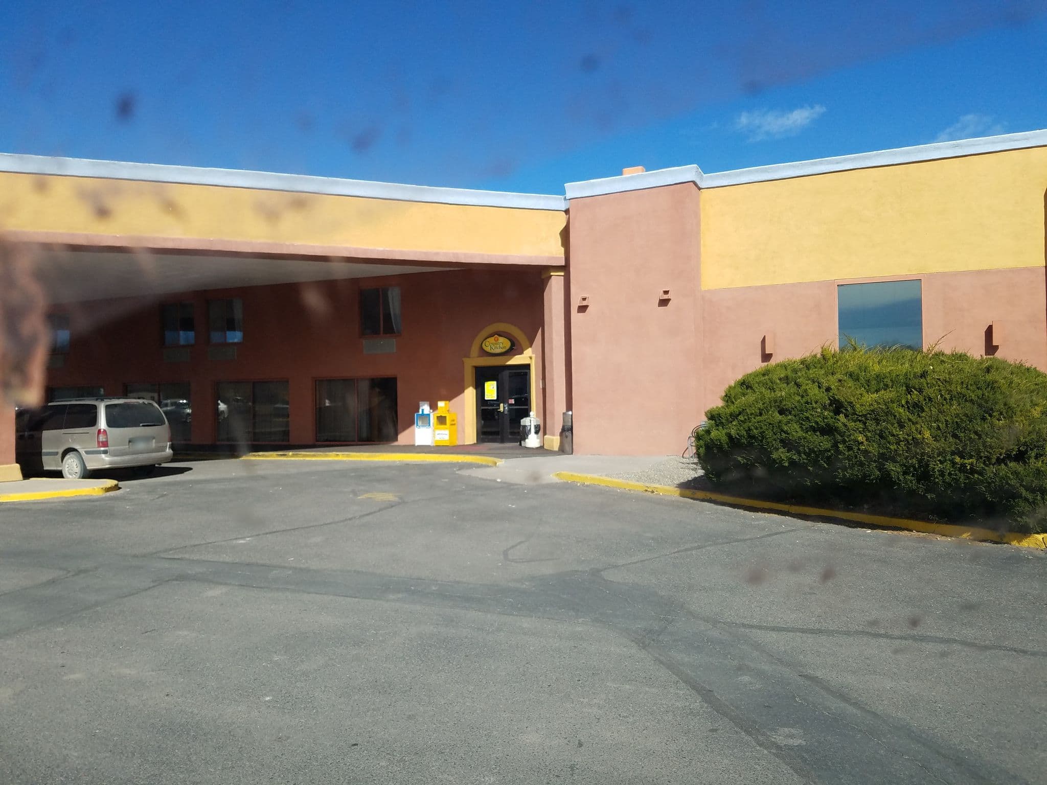 Street view near Rodeway Inn, Alamosa East — © jbthemilker (CC BY-SA · Mapillary)