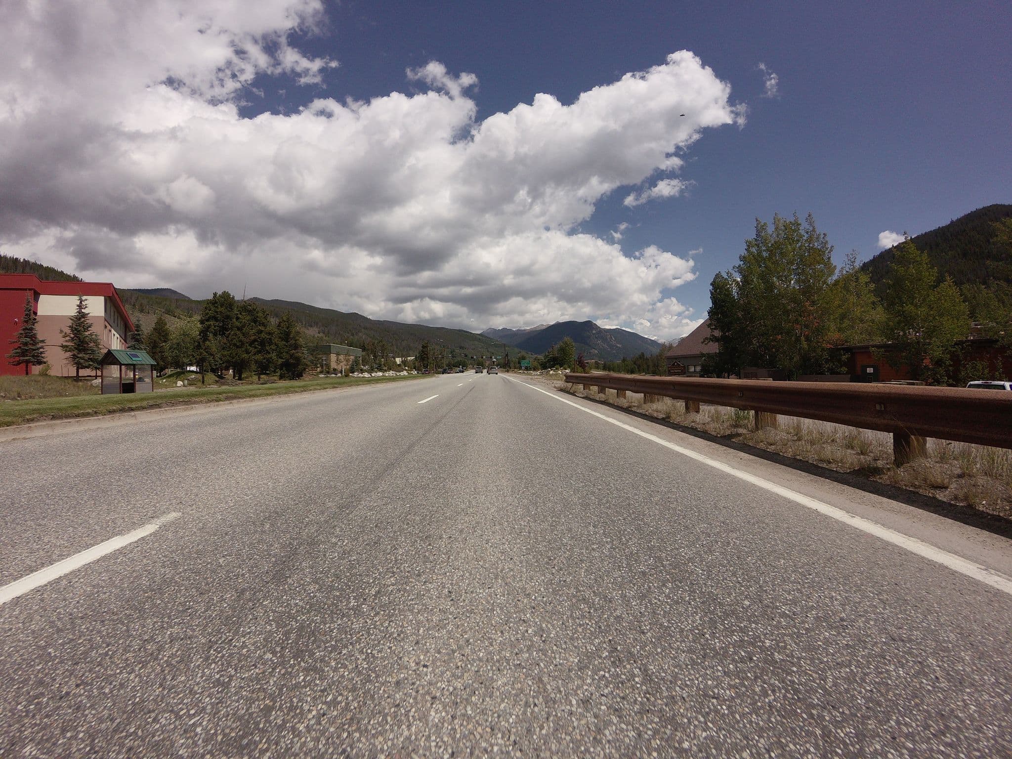 Street view near Keystone Lakeside Village by Keystone Resort, Silverthorne — © talllguy (CC BY-SA · Mapillary)