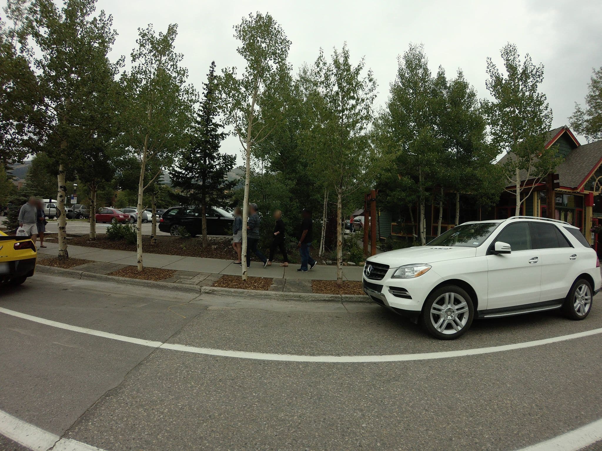 Street view near Discover 1 Breckenridge Place, Silverthorne — © talllguy (CC BY-SA · Mapillary)